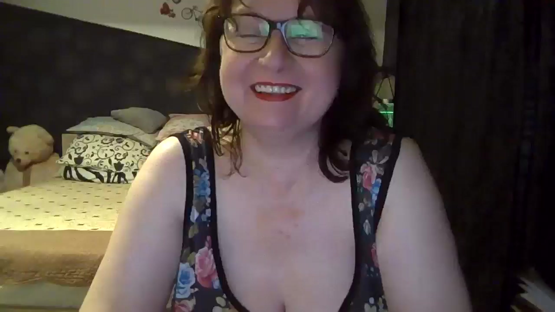 Gallery image thumbnail from PurpleAurora's myfreecams stream on, 12/31/2024, 15:59 image 19 of 20