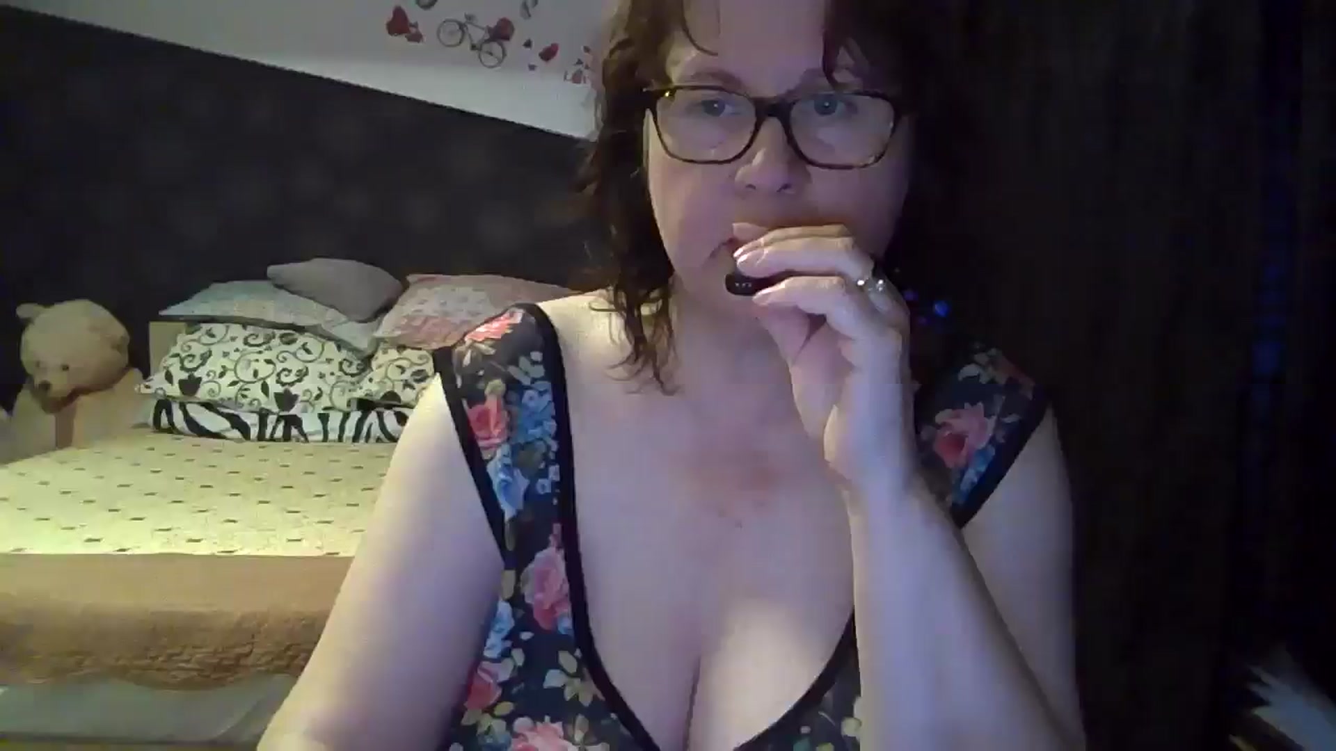 Gallery image thumbnail from PurpleAurora's myfreecams stream on, 12/31/2024, 15:59 image 5 of 20