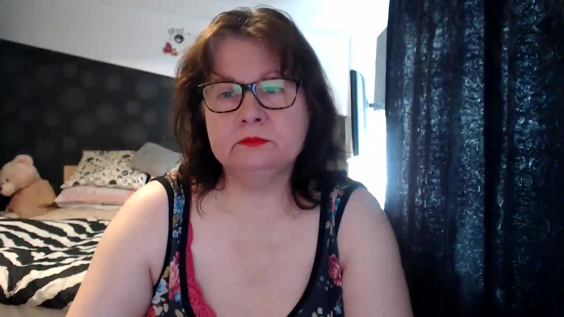 Gallery image thumbnail from PurpleAurora's myfreecams stream on, 01/05/2025, 11:06 image 14 of 20