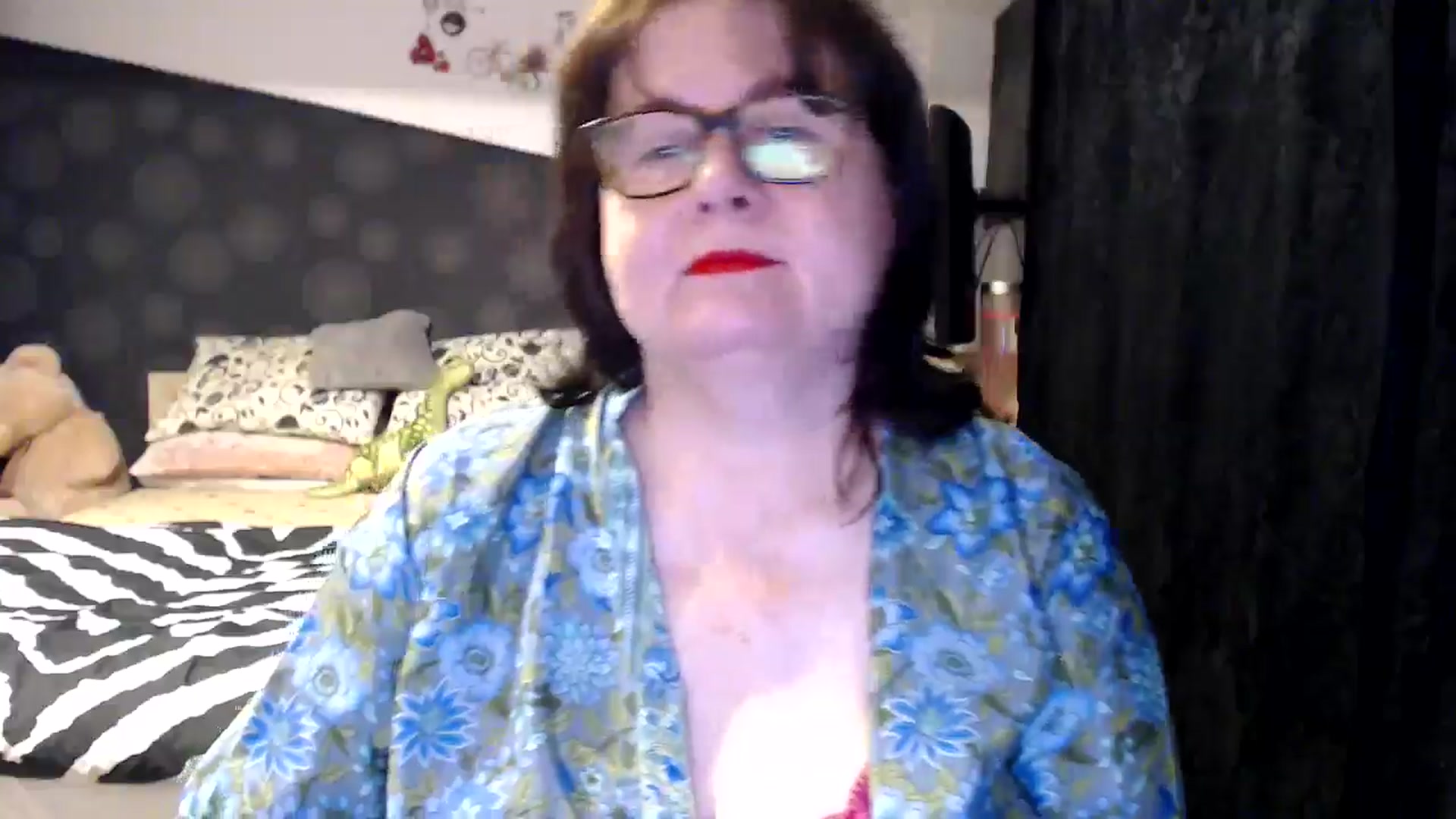 Gallery image thumbnail from PurpleAurora's myfreecams stream on, 01/07/2025, 19:56 image 11 of 20