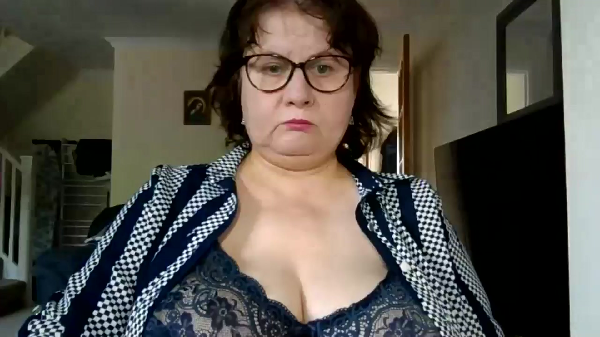 Gallery image thumbnail from PurpleAurora's myfreecams stream on, 05/29/2025, 11:16 image 4 of 20