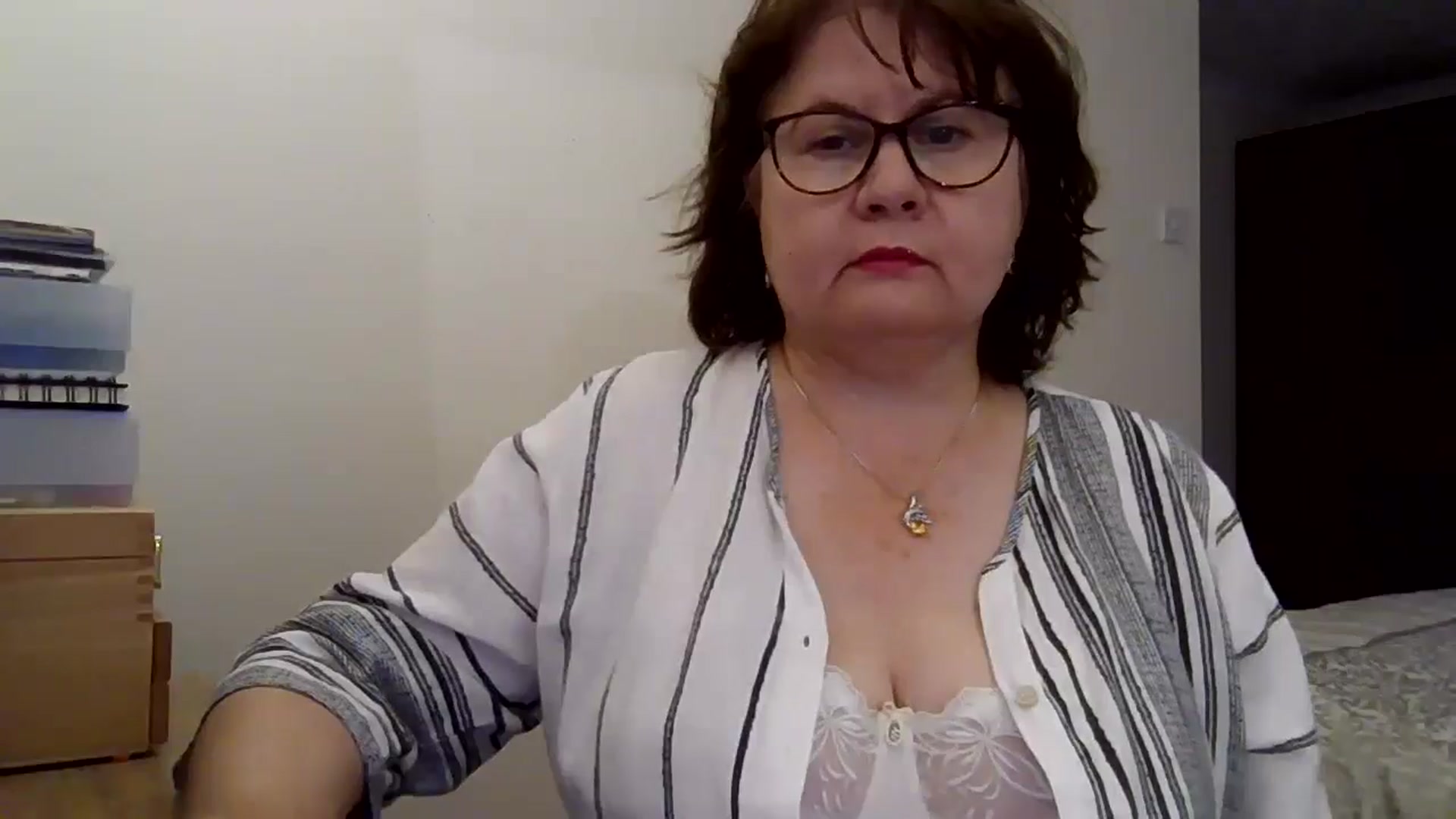 Gallery image thumbnail from PurpleAurora's myfreecams stream on, 05/31/2025, 13:21 image 9 of 20