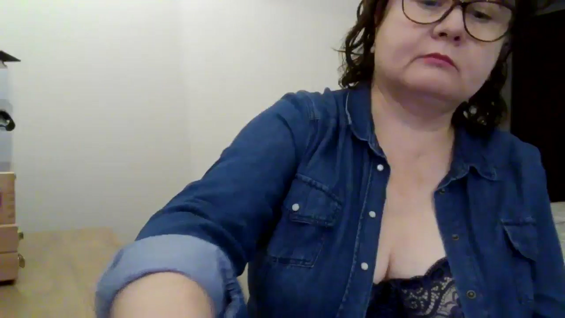 Gallery image thumbnail from PurpleAurora's myfreecams stream on, 06/14/2025, 11:53 image 7 of 20