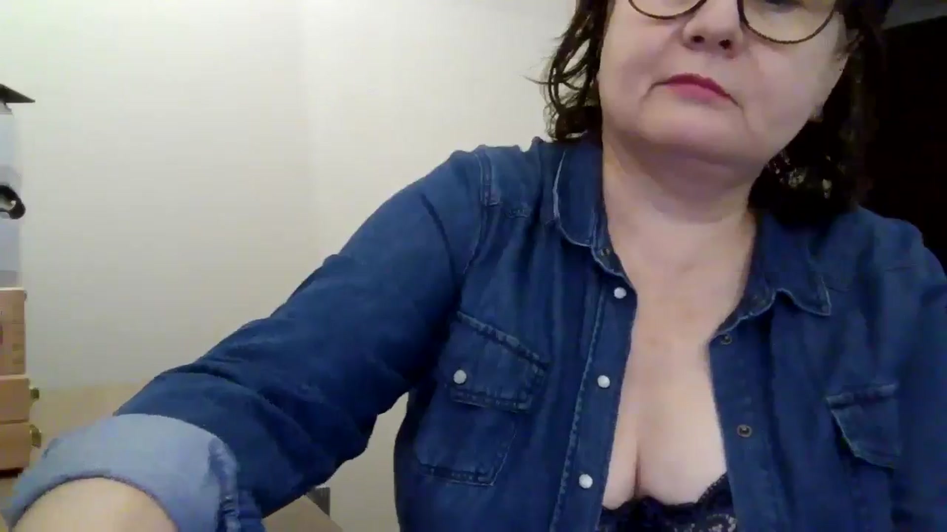 Gallery image thumbnail from PurpleAurora's myfreecams stream on, 06/14/2025, 11:53 image 2 of 20