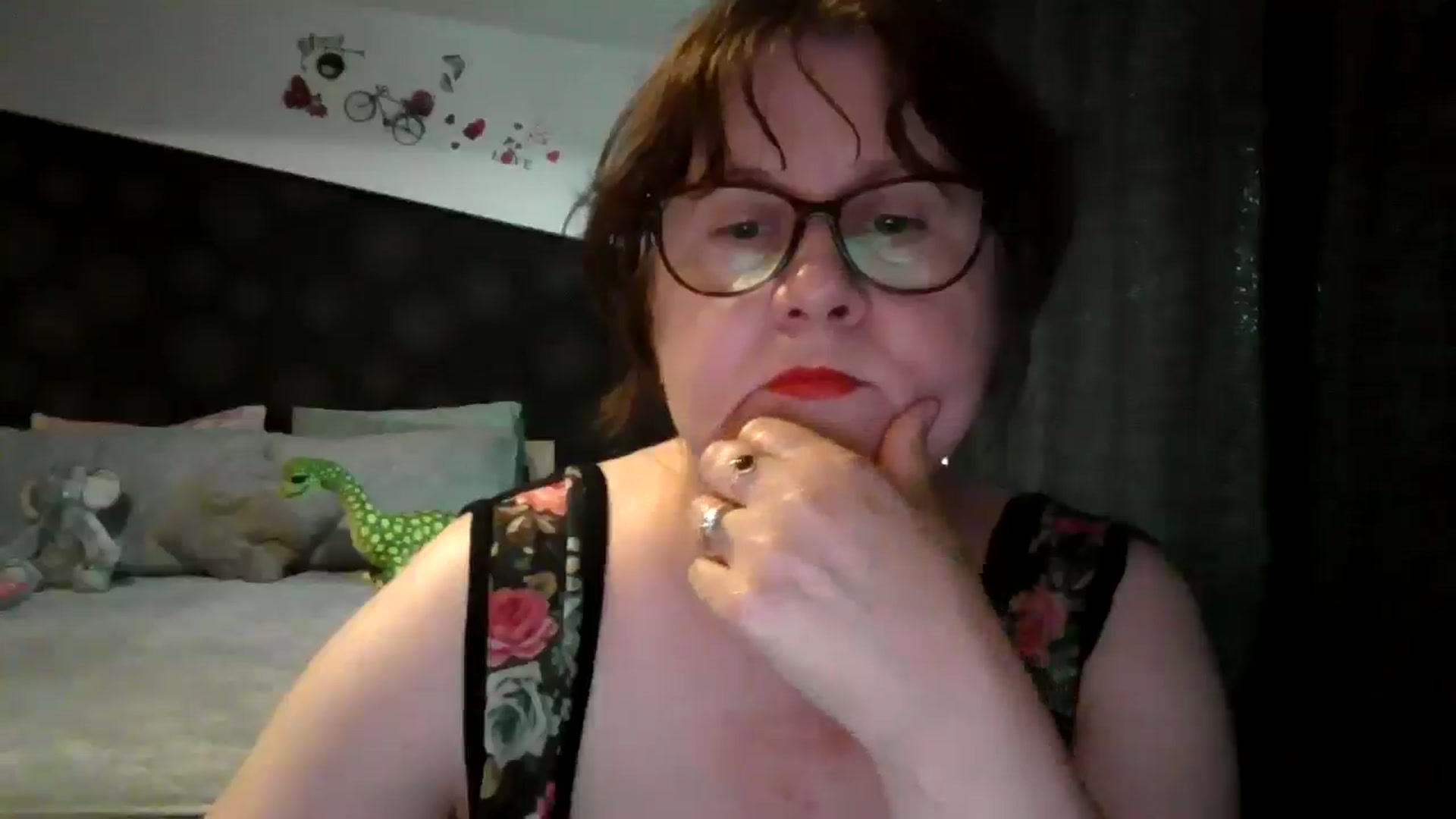 Gallery image thumbnail from PurpleAurora's myfreecams stream on, 06/28/2025, 15:25 image 17 of 20