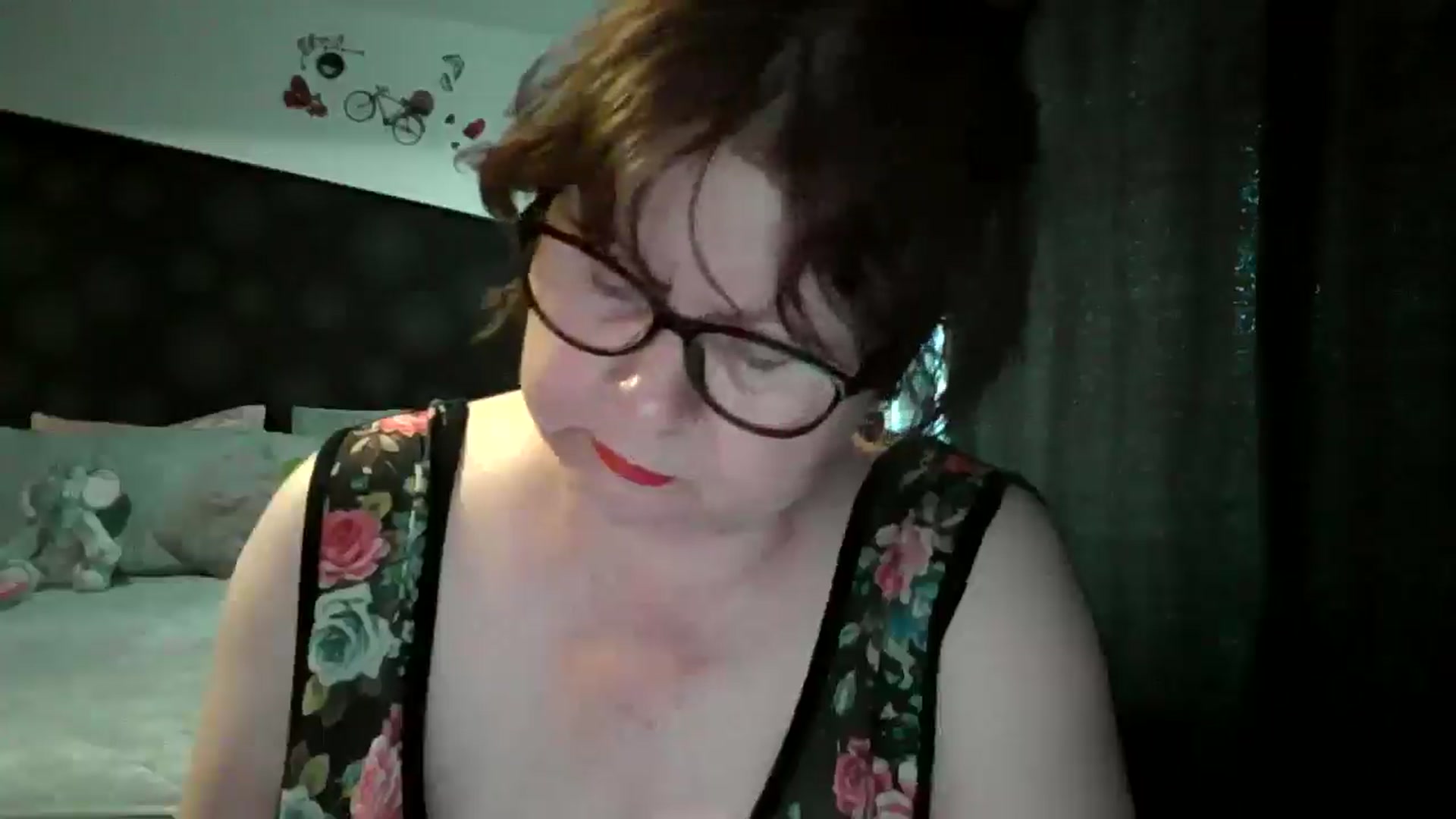 Gallery image thumbnail from PurpleAurora's myfreecams stream on, 06/28/2025, 15:25 image 18 of 20