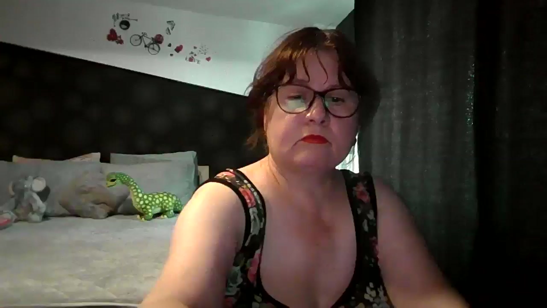 Gallery image thumbnail from PurpleAurora's myfreecams stream on, 06/28/2025, 15:25 image 13 of 20