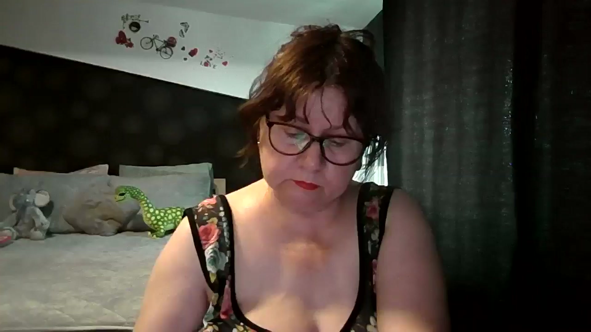 Gallery image thumbnail from PurpleAurora's myfreecams stream on, 06/28/2025, 15:25 image 14 of 20
