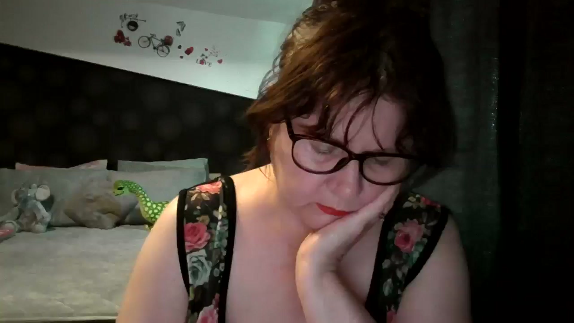 Gallery image thumbnail from PurpleAurora's myfreecams stream on, 06/28/2025, 15:25 image 6 of 20