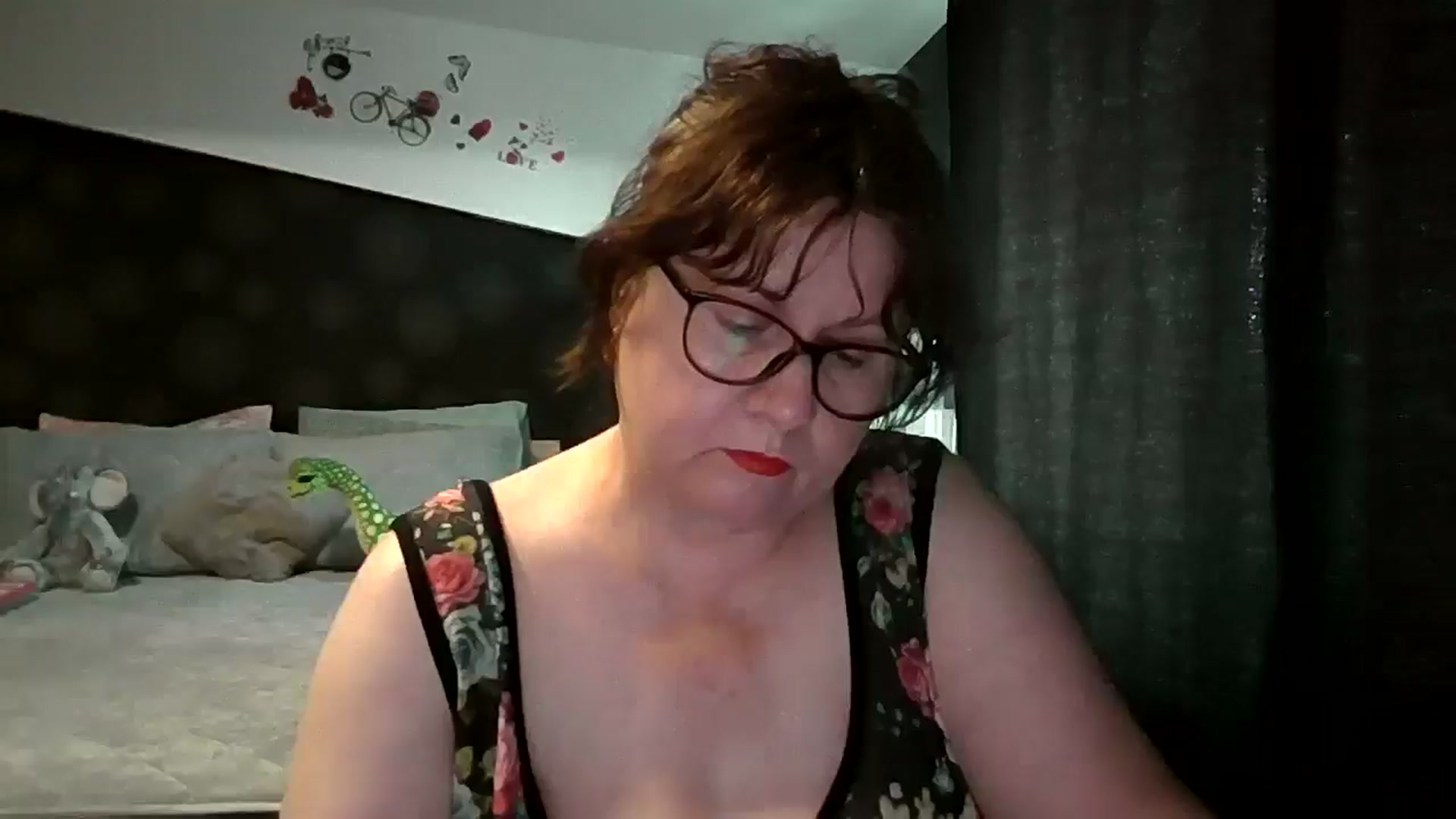 Gallery image thumbnail from PurpleAurora's myfreecams stream on, 06/28/2025, 15:25 image 5 of 20