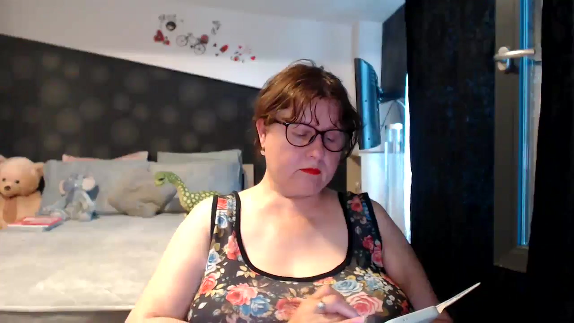 Gallery image thumbnail from PurpleAurora's myfreecams stream on, 06/29/2025, 16:23 image 20 of 20