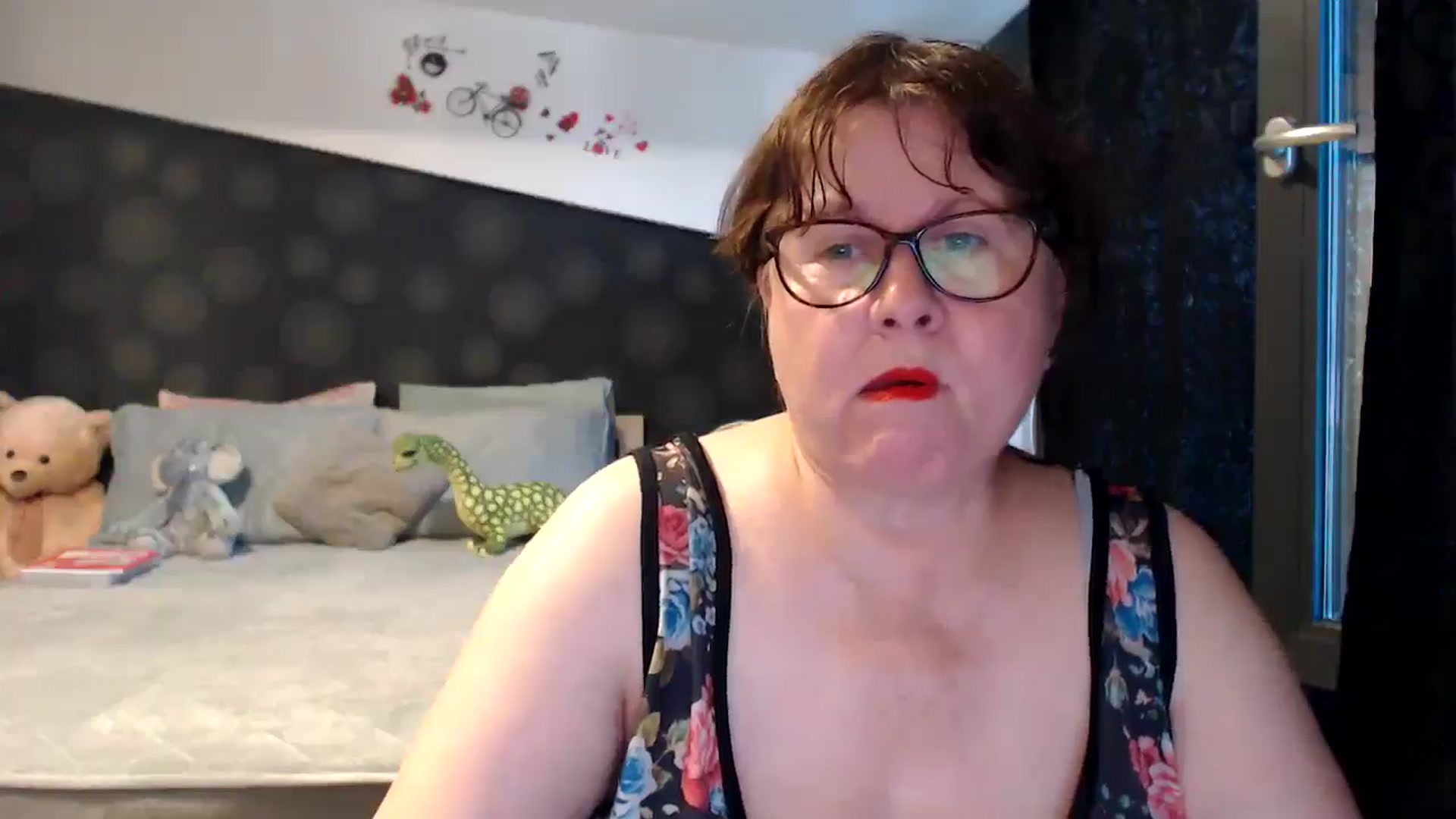 Gallery image thumbnail from PurpleAurora's myfreecams stream on, 06/29/2025, 16:23 image 2 of 20