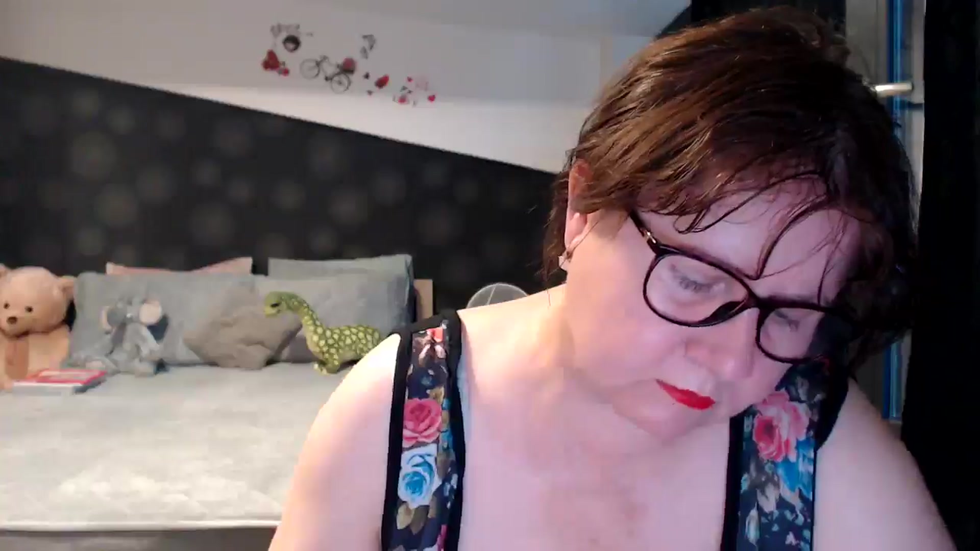 Gallery image thumbnail from PurpleAurora's myfreecams stream on, 06/29/2025, 17:41 image 5 of 20