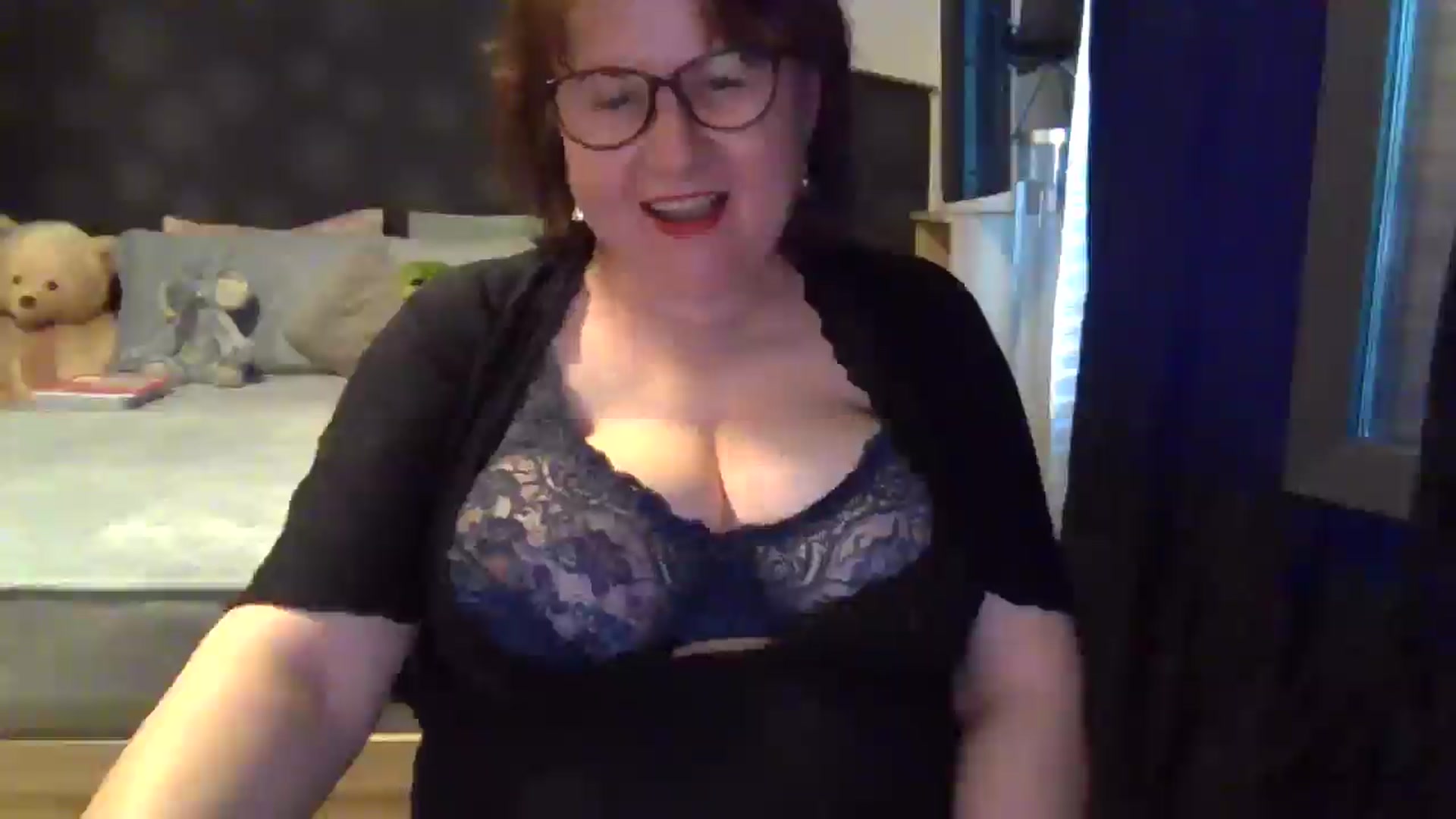 Gallery image thumbnail from PurpleAurora's myfreecams stream on, 07/01/2025, 17:49 image 14 of 20