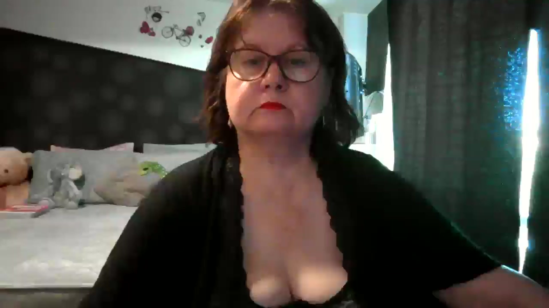 Gallery image thumbnail from PurpleAurora's myfreecams stream on, 07/02/2025, 10:59 image 16 of 20