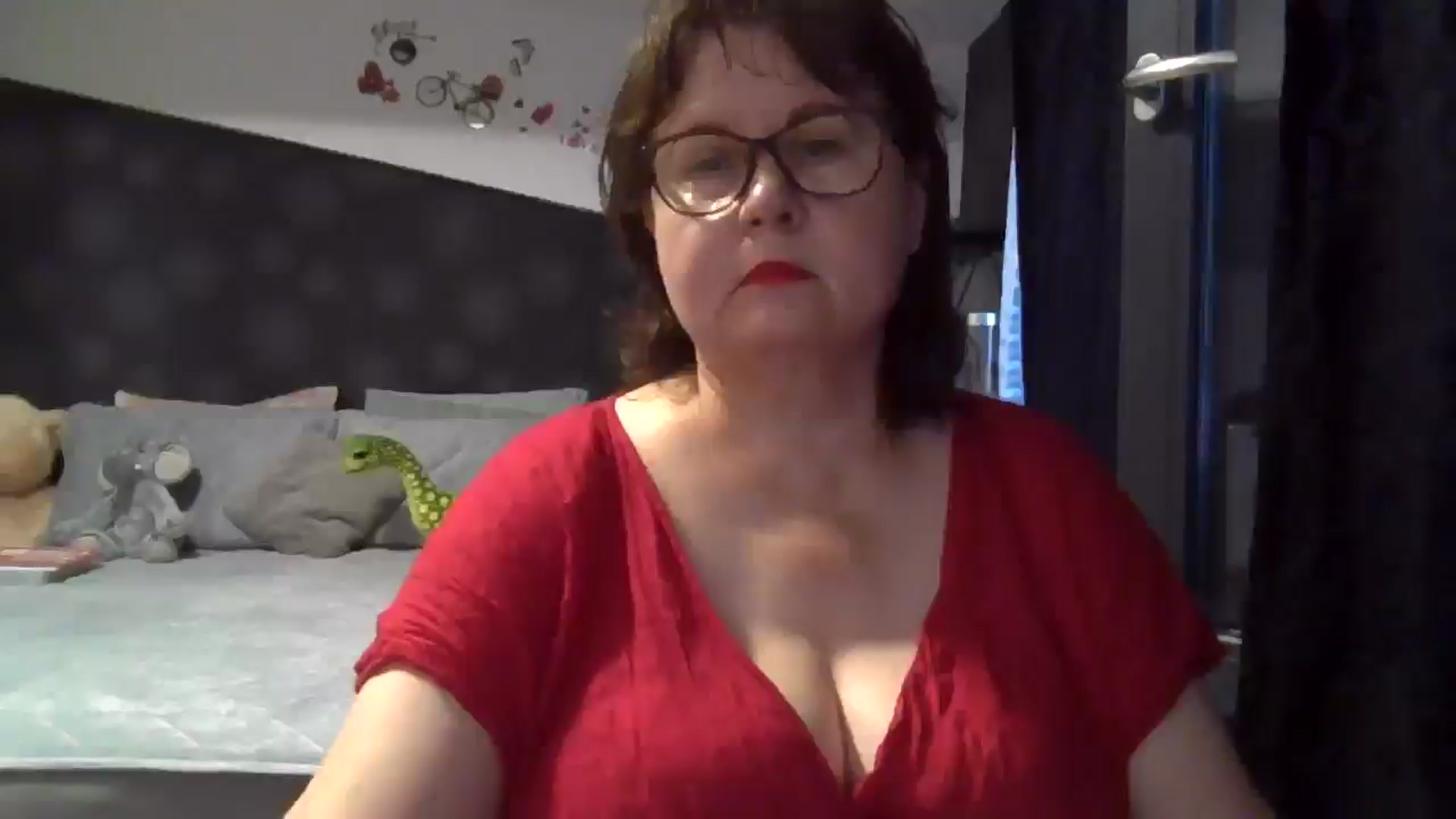 Gallery image thumbnail from PurpleAurora's myfreecams stream on, 07/23/2025, 19:04 image 3 of 20