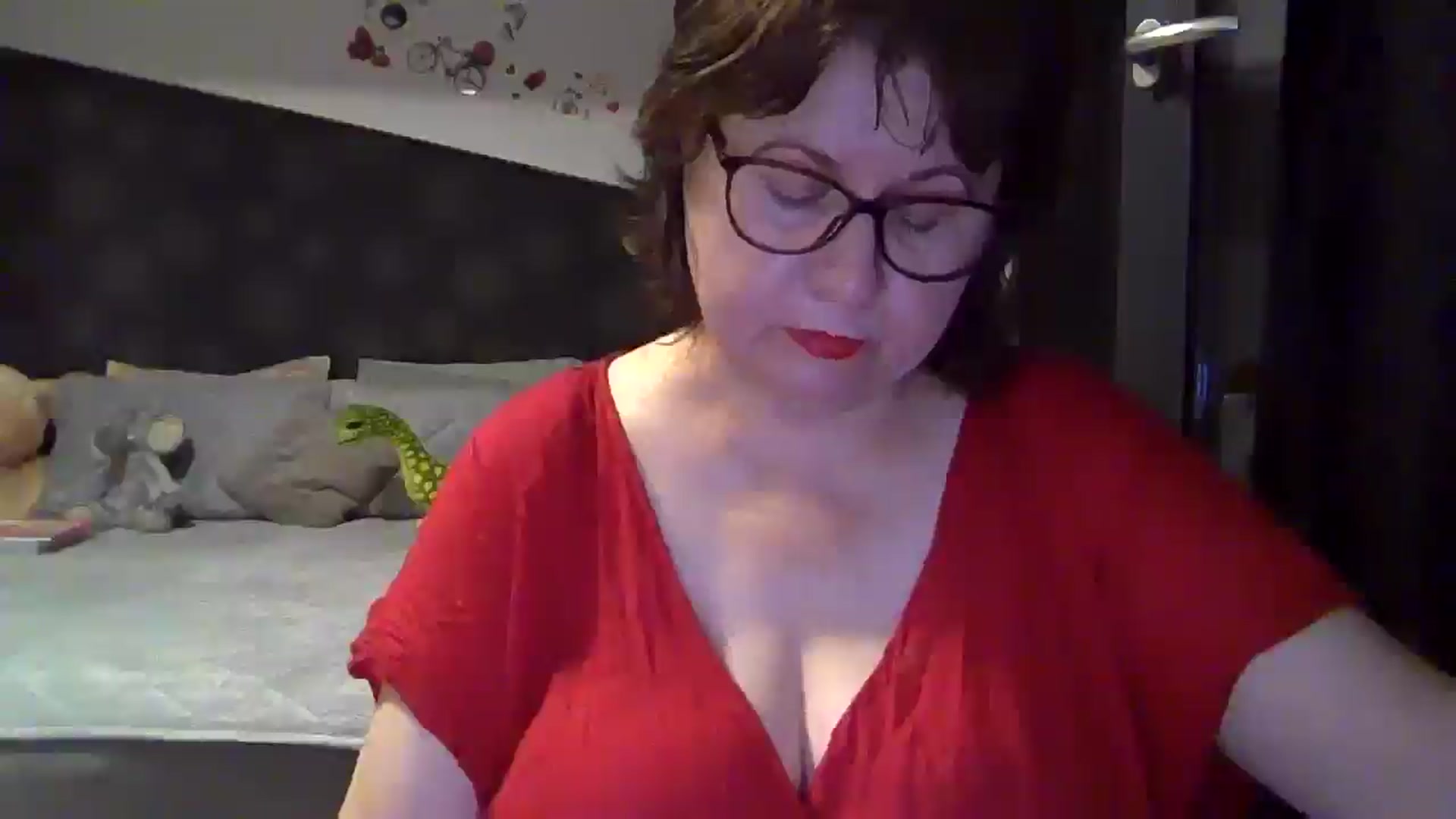 Gallery image thumbnail from PurpleAurora's myfreecams stream on, 07/23/2025, 19:04 image 17 of 20
