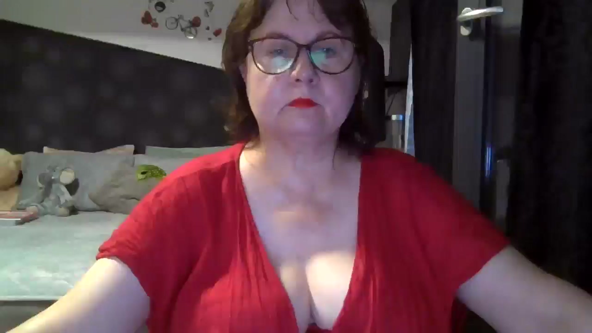 Gallery image thumbnail from PurpleAurora's myfreecams stream on, 07/23/2025, 19:04 image 6 of 20