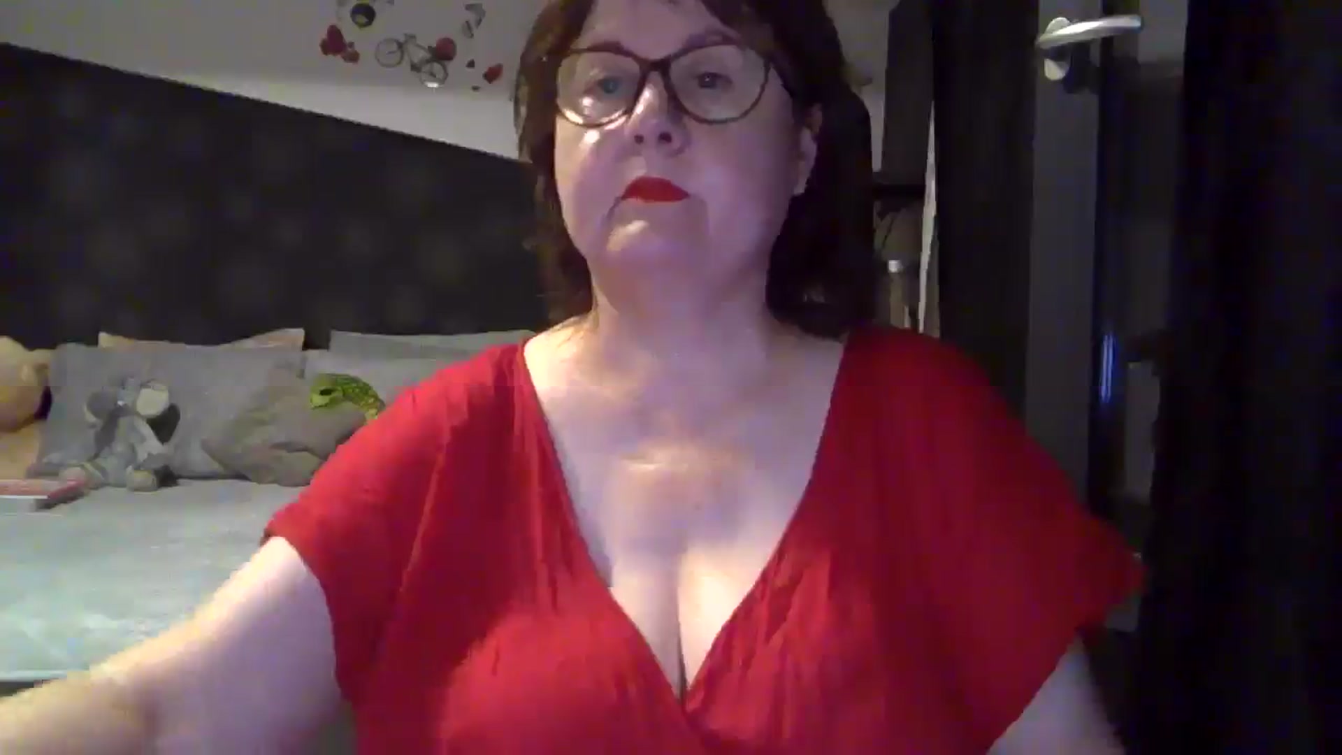 Gallery image thumbnail from PurpleAurora's myfreecams stream on, 07/23/2025, 19:04 image 16 of 20