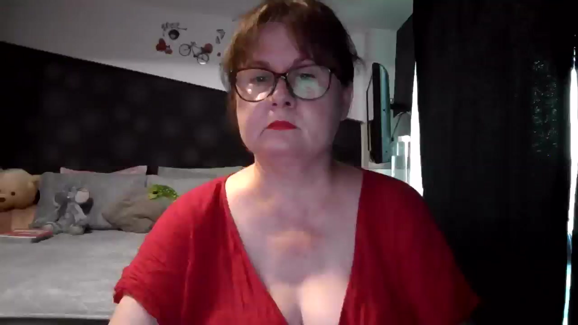 Gallery image thumbnail from PurpleAurora's myfreecams stream on, 07/27/2025, 16:30 image 6 of 20