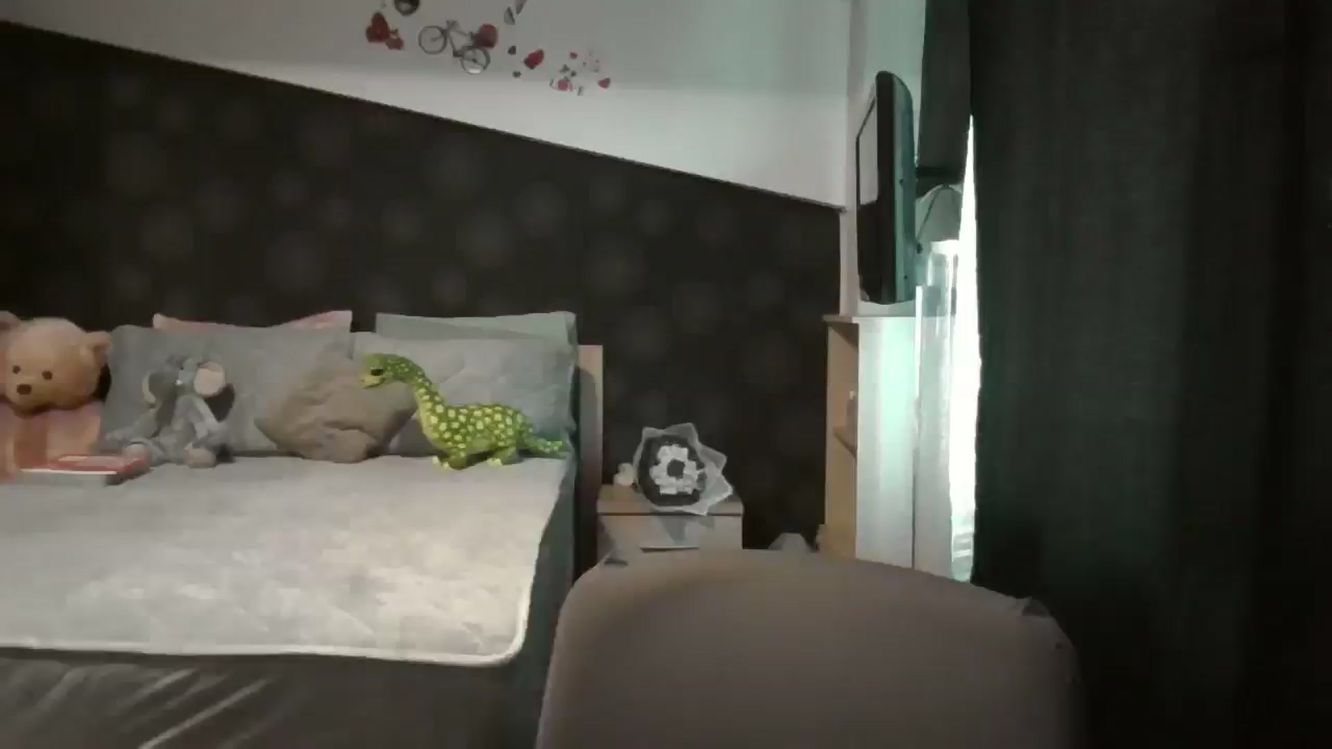 Gallery image thumbnail from PurpleAurora's myfreecams stream on, 07/29/2025, 15:50 image 18 of 20