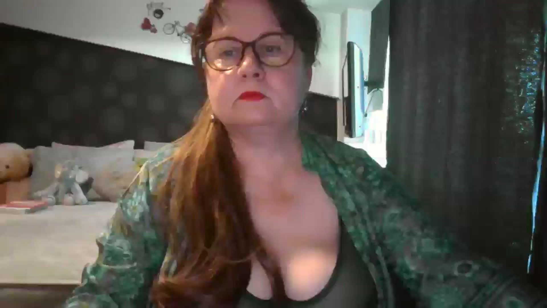 Gallery image thumbnail from PurpleAurora's myfreecams stream on, 08/01/2025, 09:54 image 3 of 20