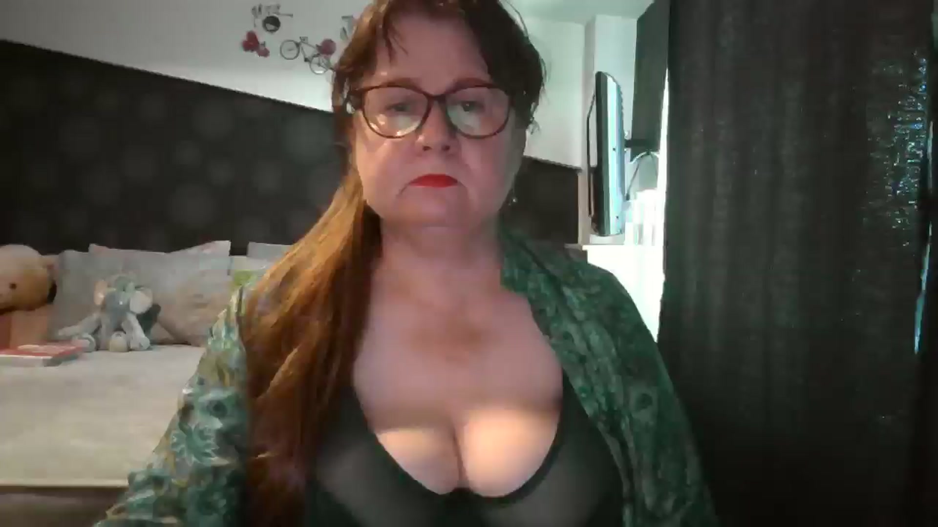 Gallery image thumbnail from PurpleAurora's myfreecams stream on, 08/01/2025, 09:54 image 18 of 20