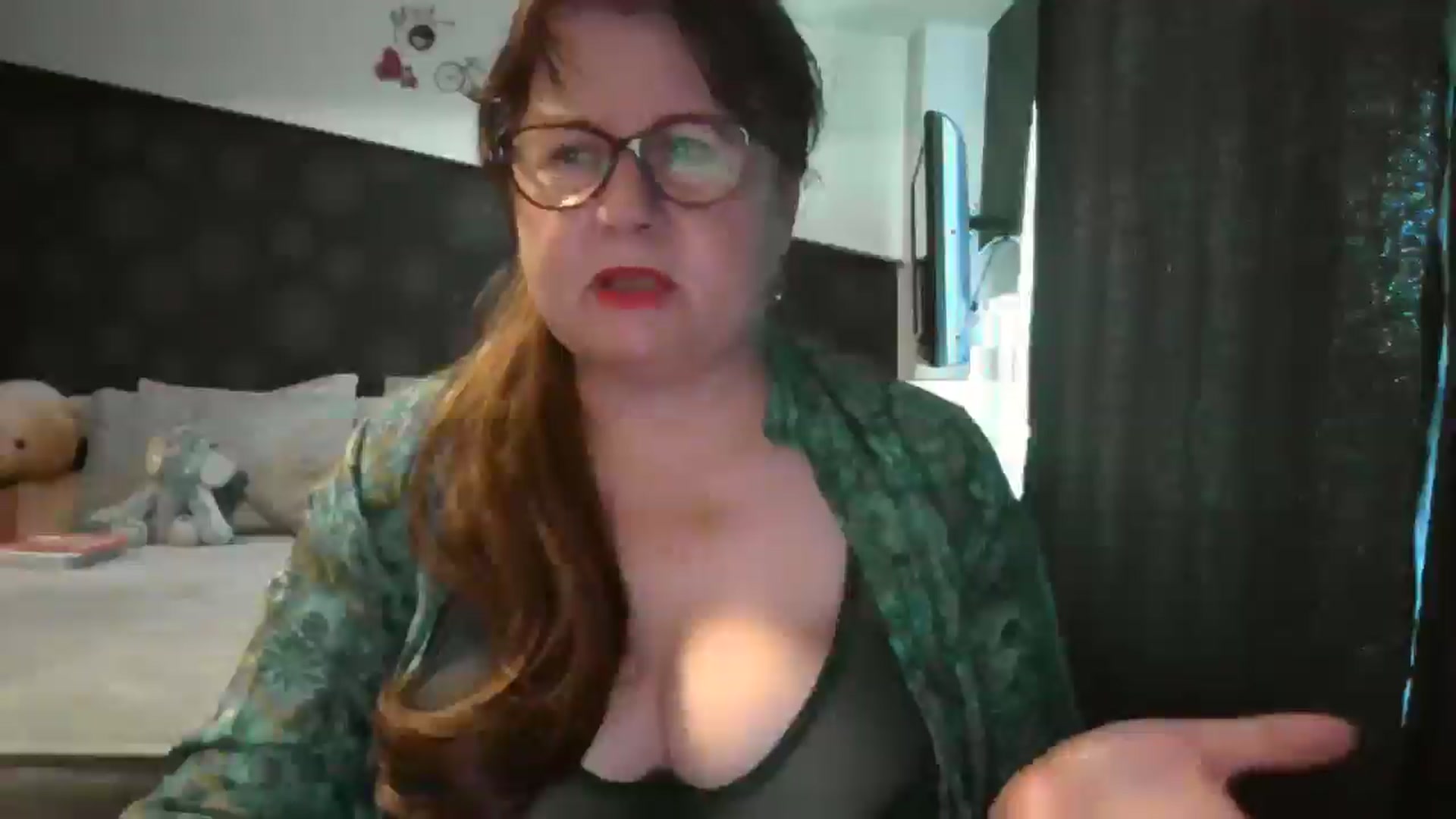 Gallery image thumbnail from PurpleAurora's myfreecams stream on, 08/01/2025, 09:54 image 12 of 20