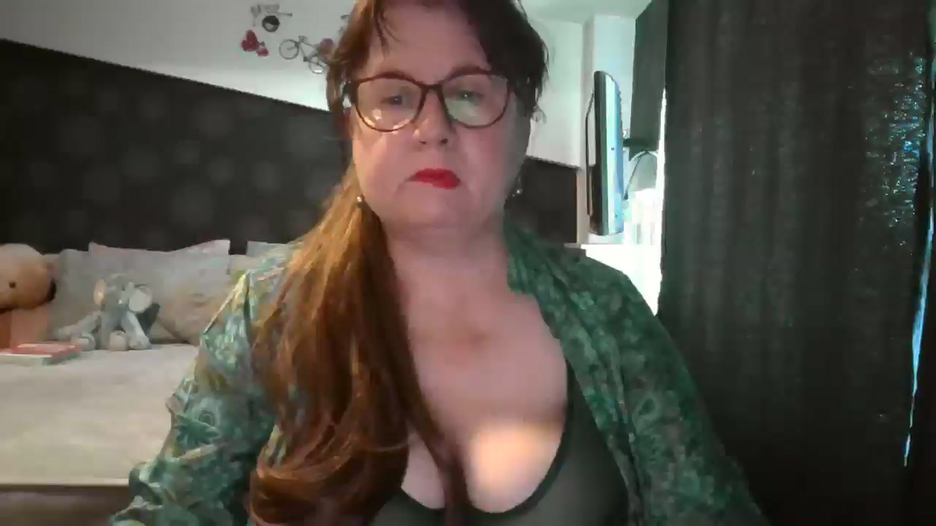 Gallery image thumbnail from PurpleAurora's myfreecams stream on, 08/01/2025, 09:54 image 2 of 20