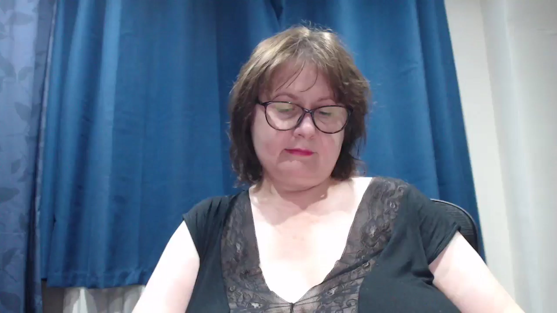 Gallery image thumbnail from PurpleAurora's myfreecams stream on, 08/12/2025, 22:09 image 16 of 20