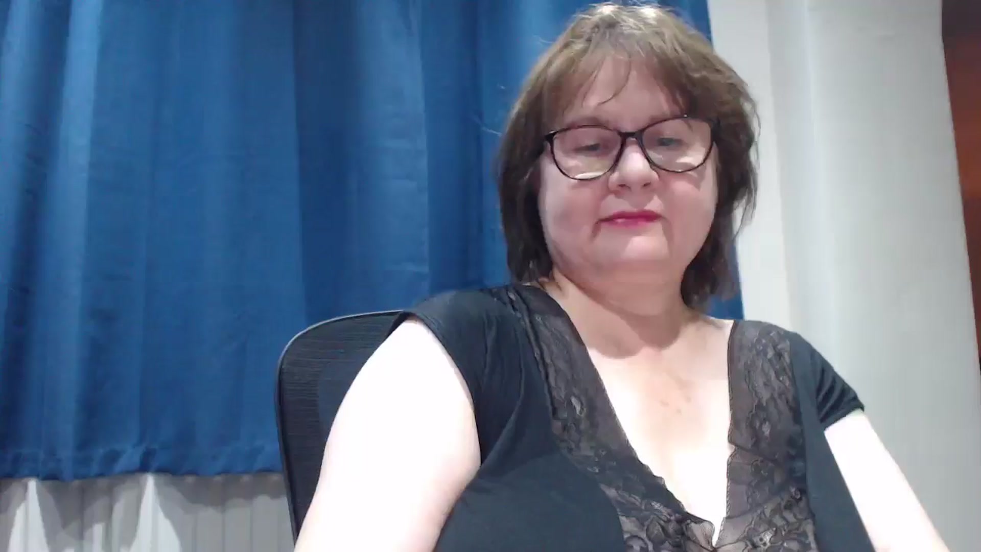 Gallery image thumbnail from PurpleAurora's myfreecams stream on, 08/12/2025, 22:09 image 11 of 20