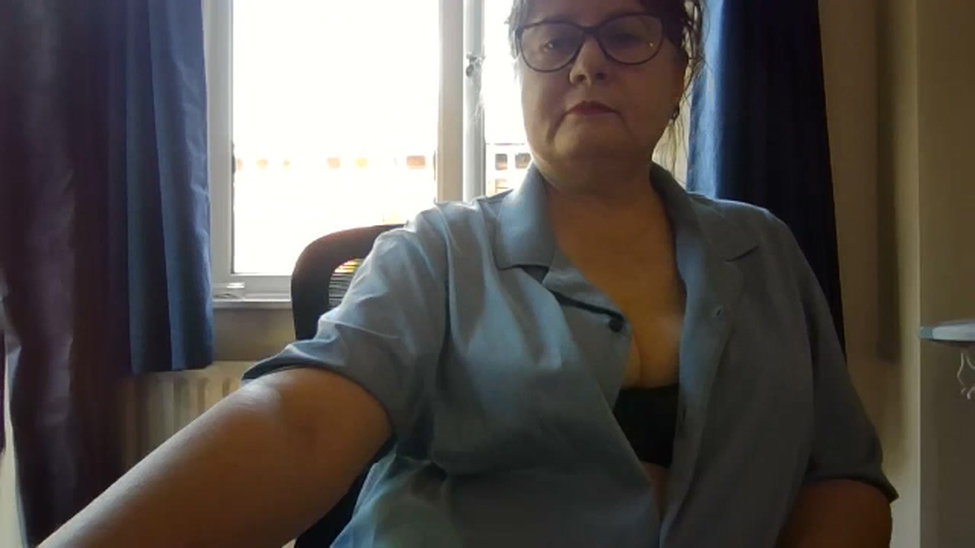 Gallery image thumbnail from PurpleAurora's myfreecams stream on, 08/15/2025, 12:35 image 11 of 20