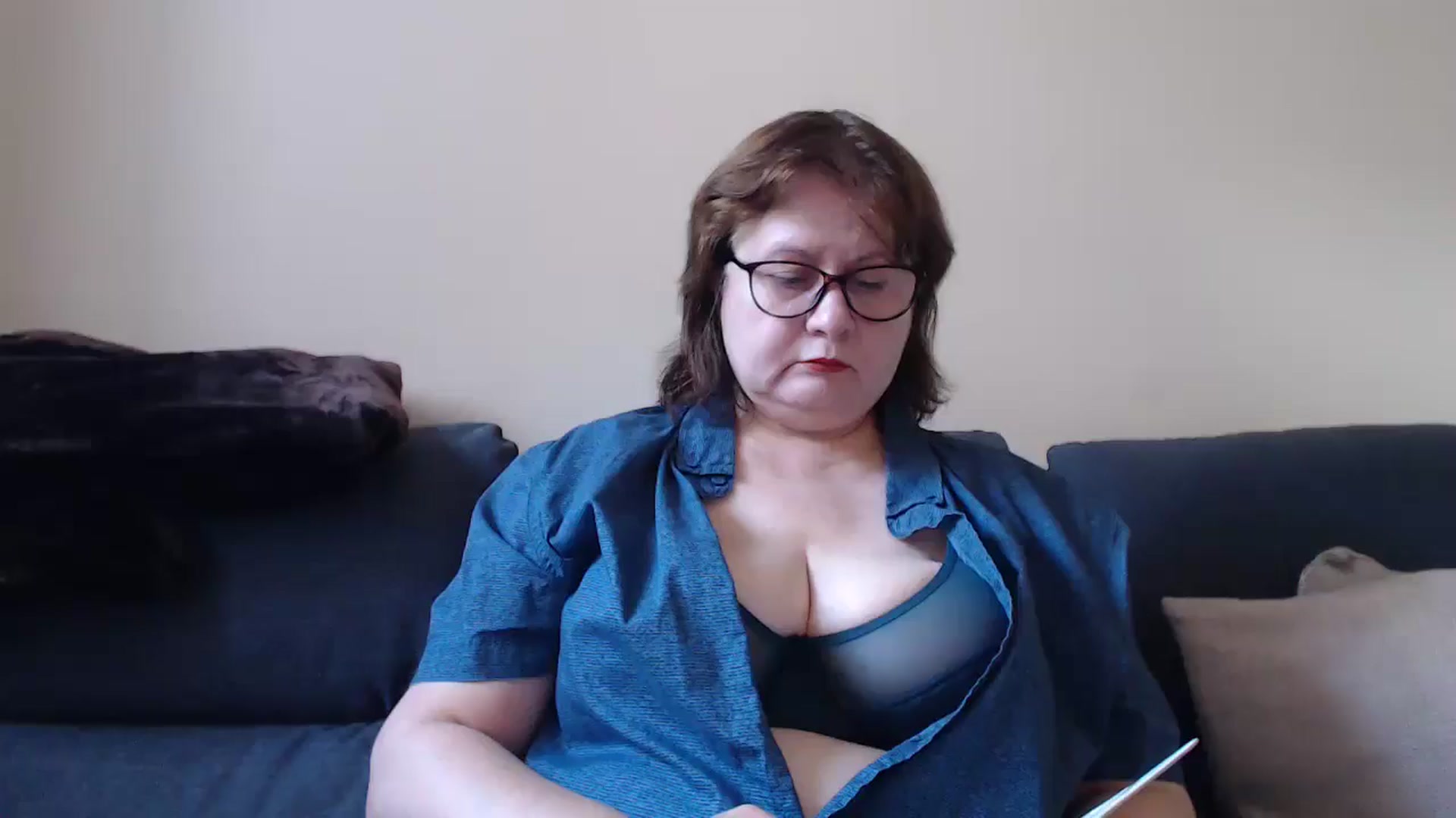 Gallery image thumbnail from PurpleAurora's myfreecams stream on, 08/17/2025, 12:48 image 17 of 20