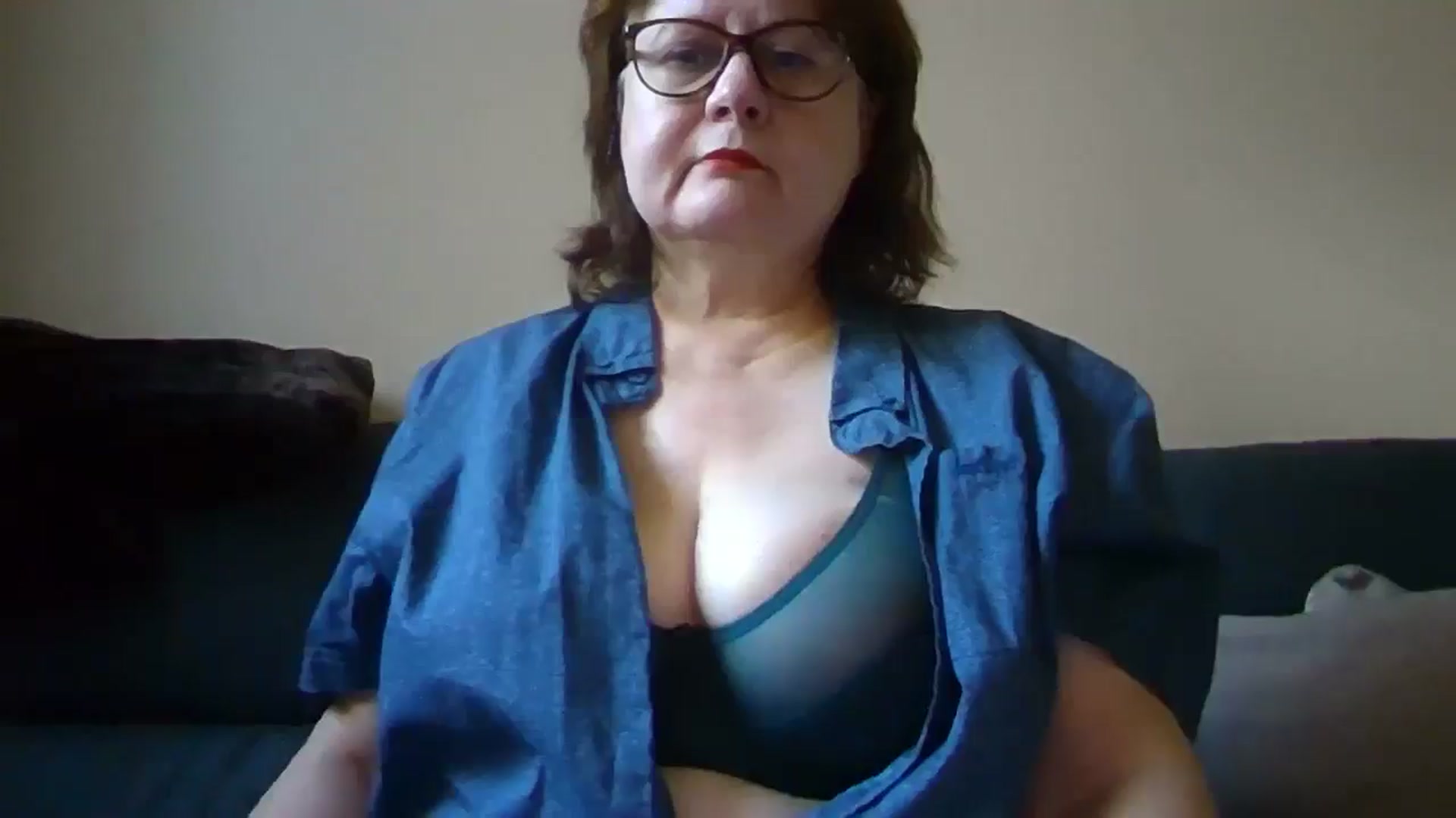 Gallery image thumbnail from PurpleAurora's myfreecams stream on, 08/17/2025, 12:48 image 9 of 20