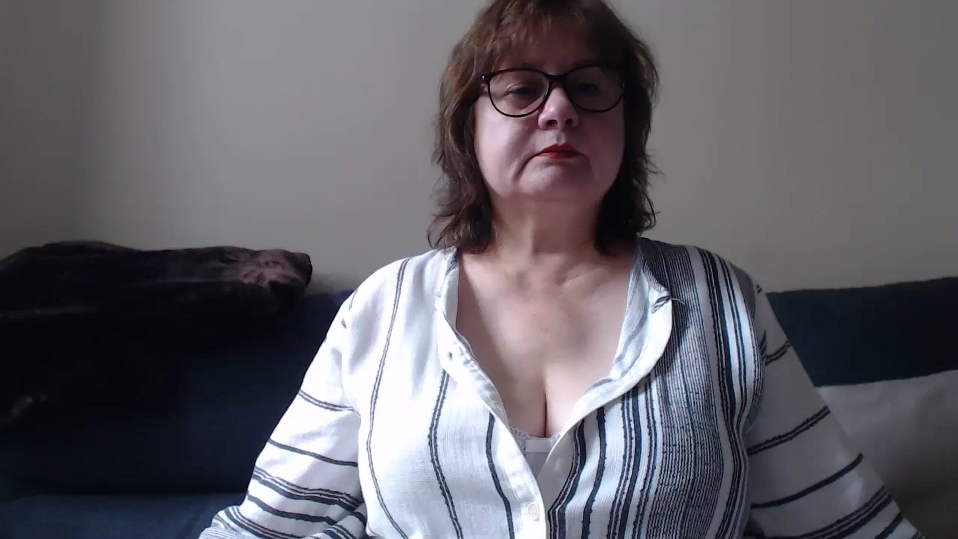 Gallery image thumbnail from PurpleAurora's myfreecams stream on, 08/19/2025, 12:33 image 11 of 20