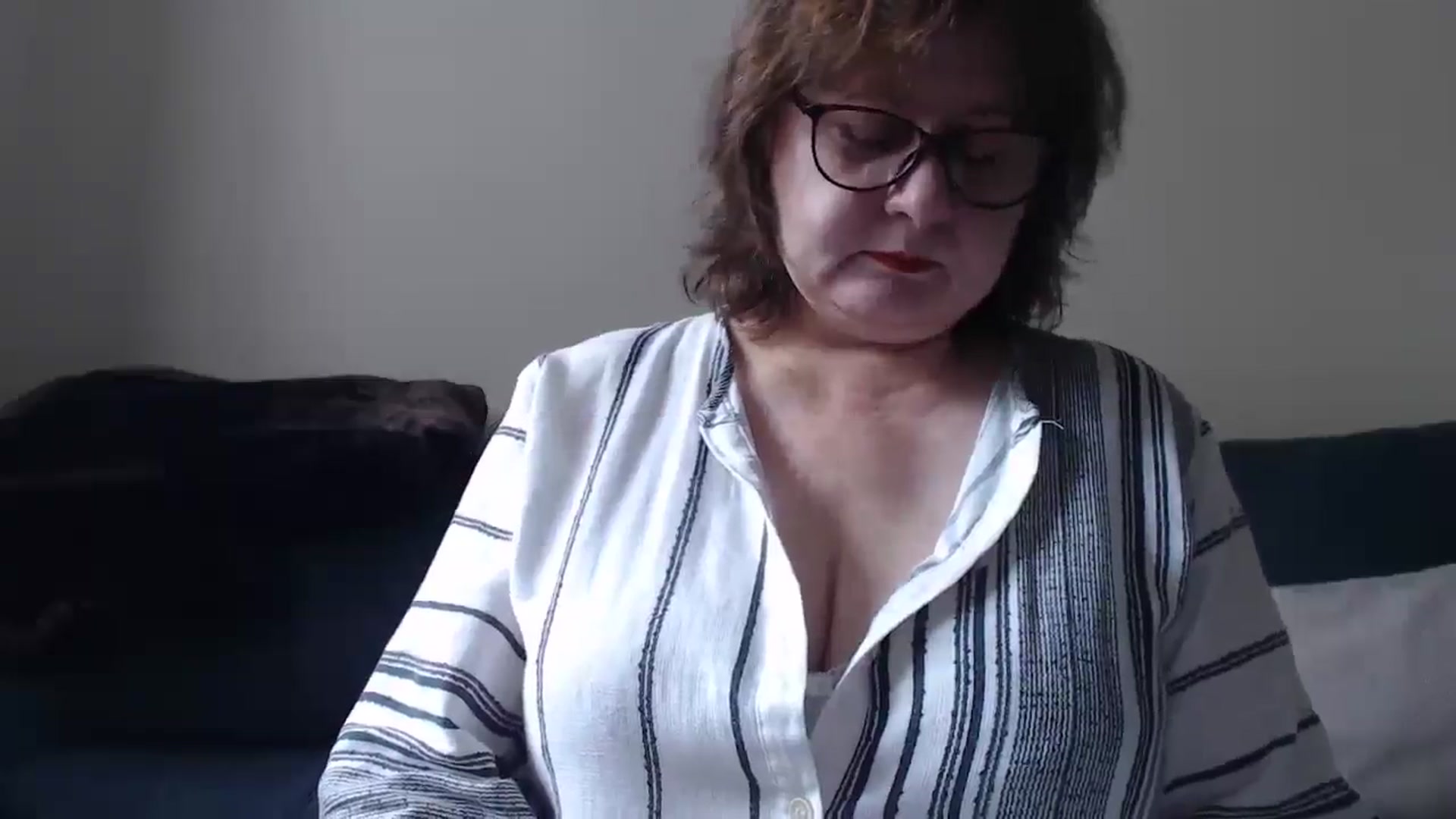 Gallery image thumbnail from PurpleAurora's myfreecams stream on, 08/19/2025, 12:33 image 15 of 20