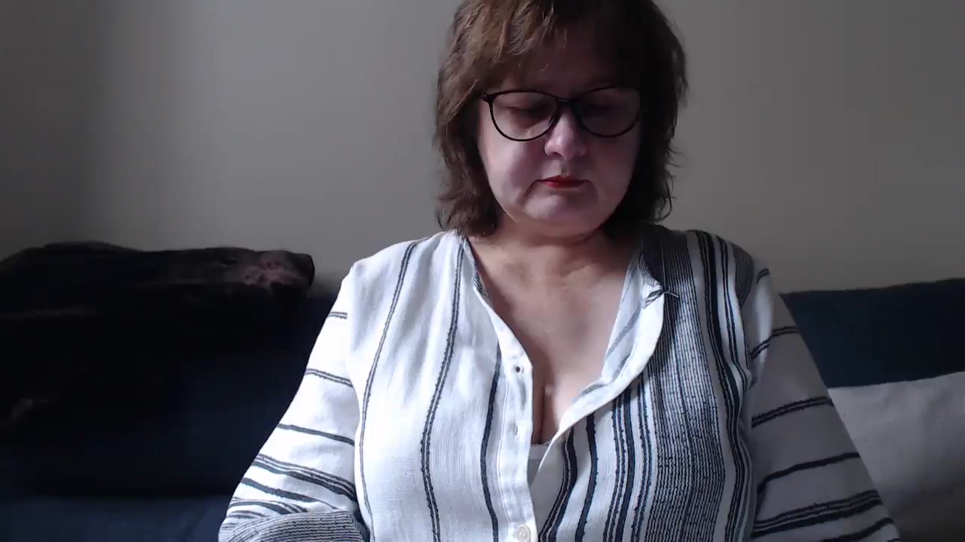 Gallery image thumbnail from PurpleAurora's myfreecams stream on, 08/19/2025, 12:33 image 7 of 20
