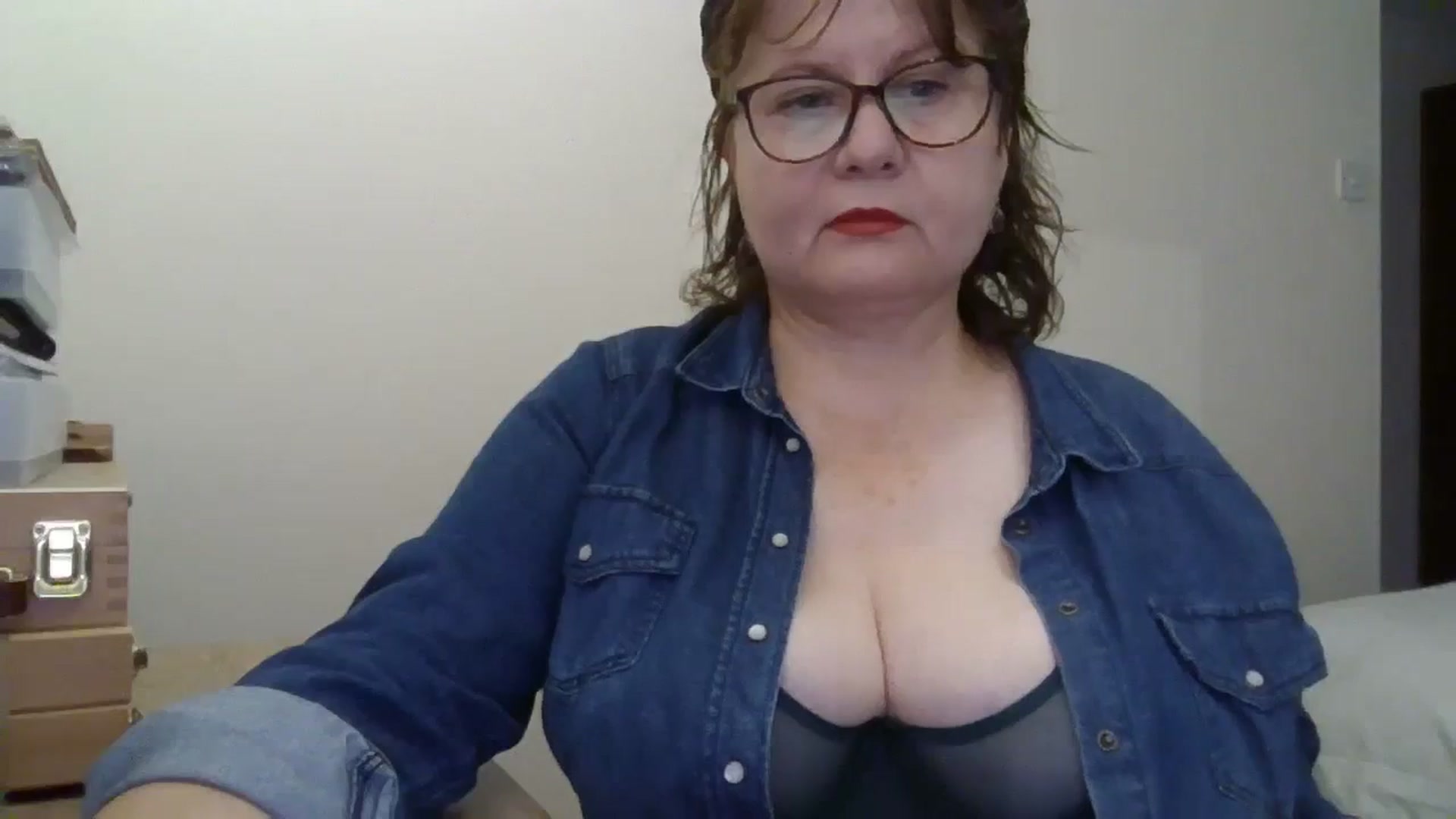 Gallery image thumbnail from PurpleAurora's myfreecams stream on, 08/25/2025, 18:18 image 5 of 20