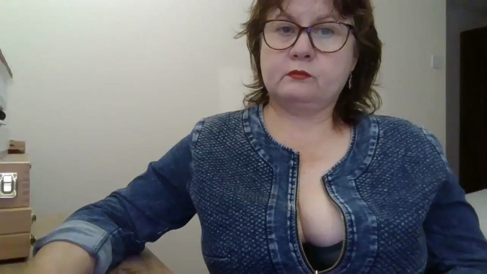 Gallery image thumbnail from PurpleAurora's myfreecams stream on, 08/30/2025, 16:44 image 19 of 20