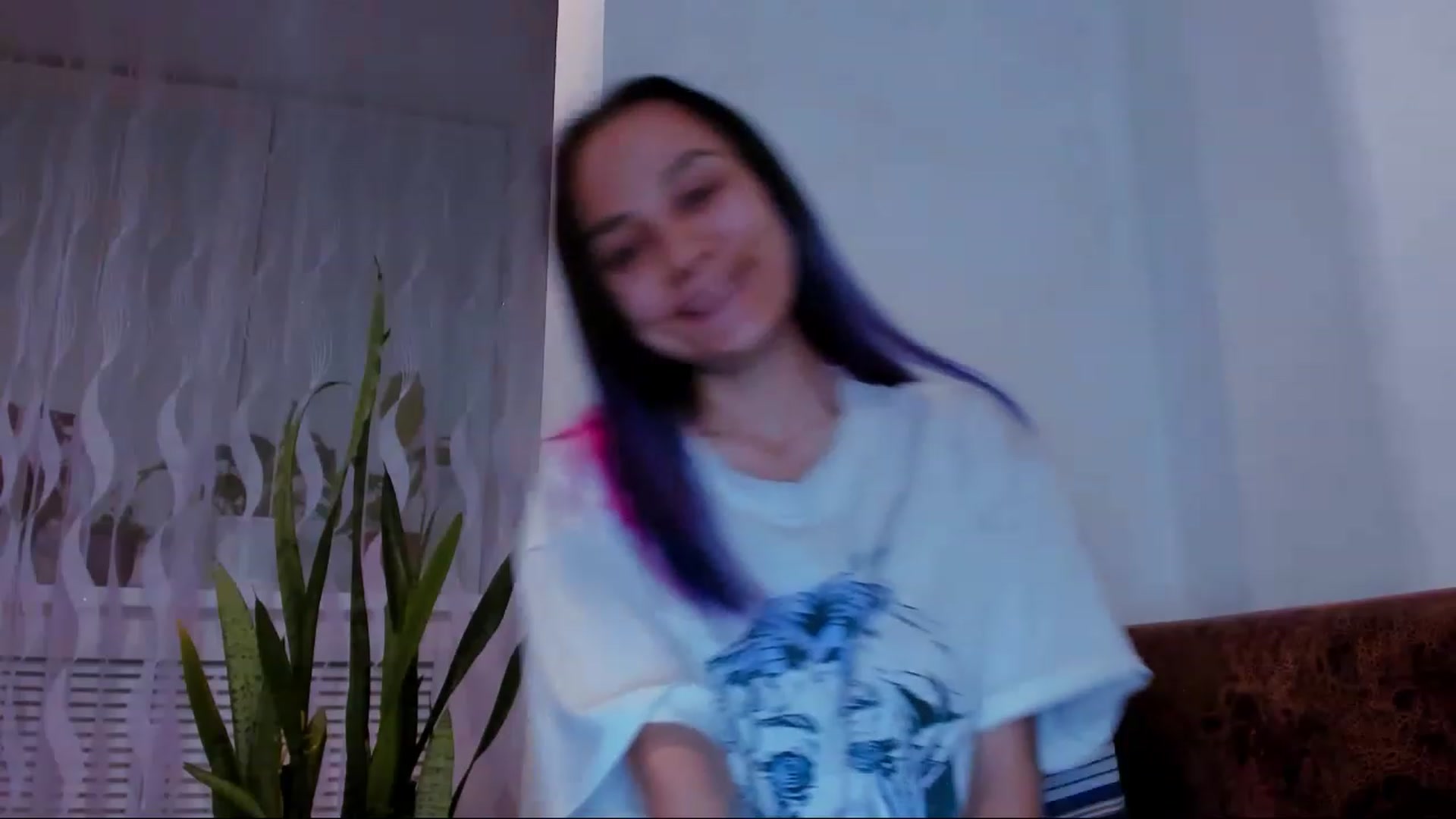 Gallery image thumbnail from PurpleJuno's myfreecams stream on, 11/26/2022, 23:28 image 15 of 20