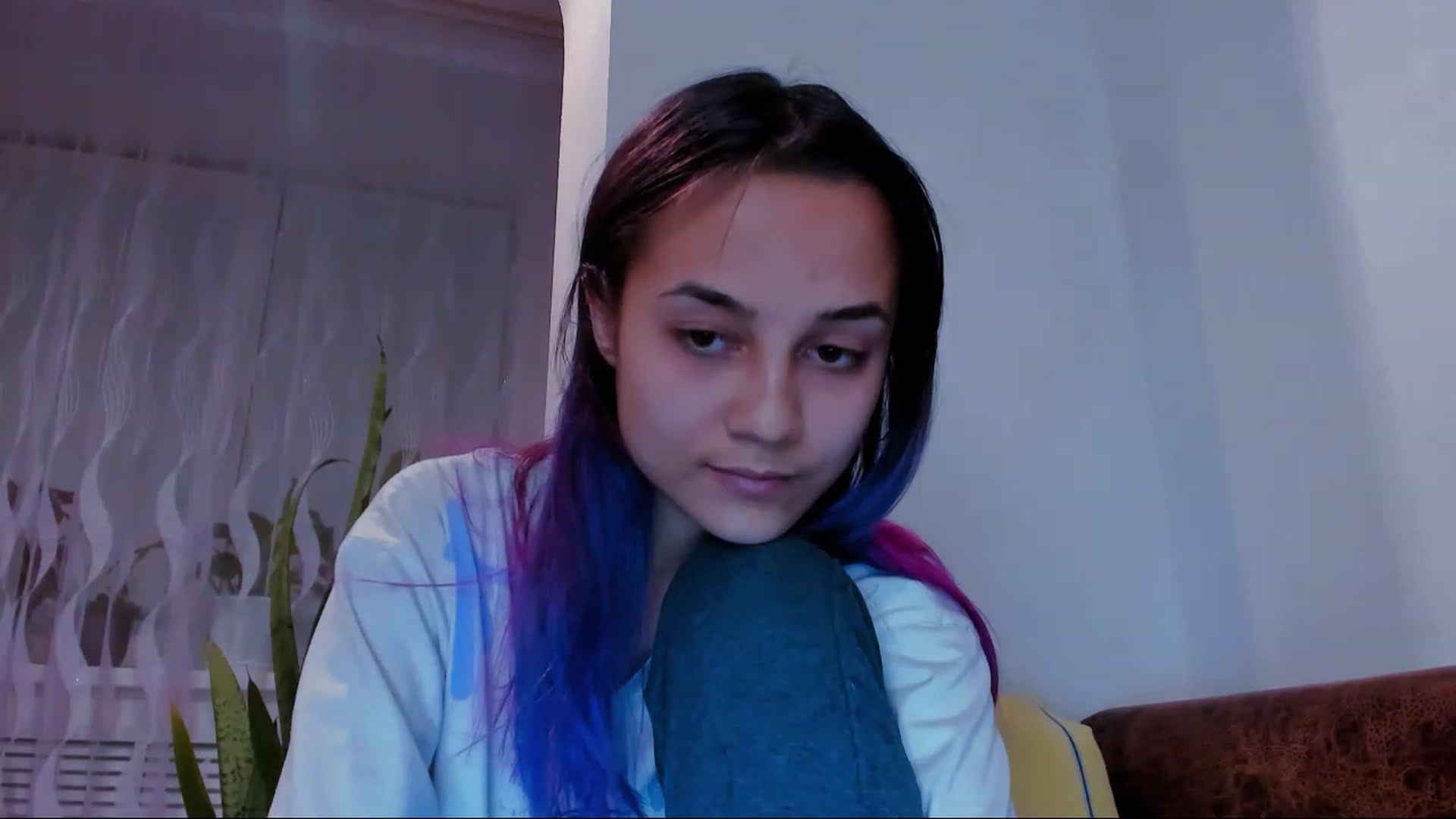 Gallery image thumbnail from PurpleJuno's myfreecams stream on, 11/26/2022, 23:28 image 16 of 20