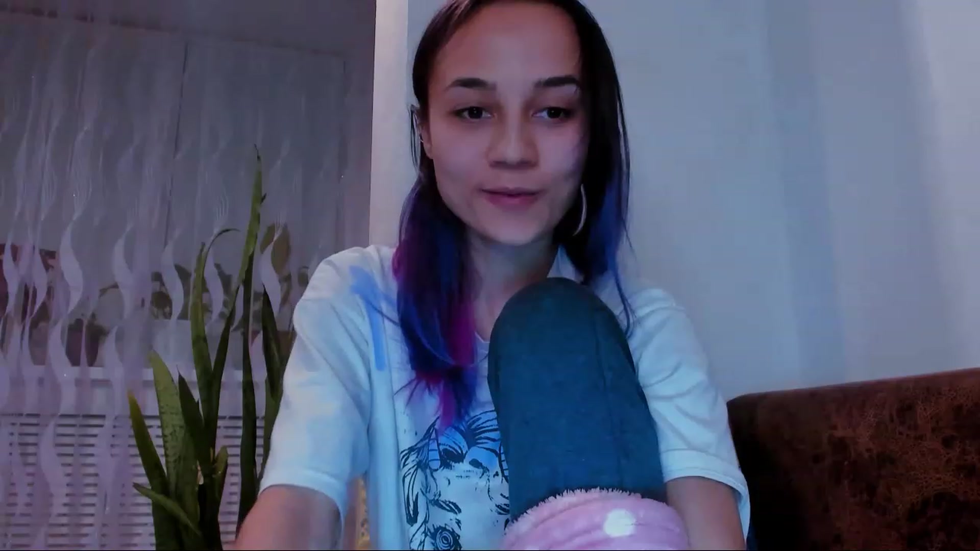 Gallery image thumbnail from PurpleJuno's myfreecams stream on, 11/26/2022, 23:28 image 7 of 20