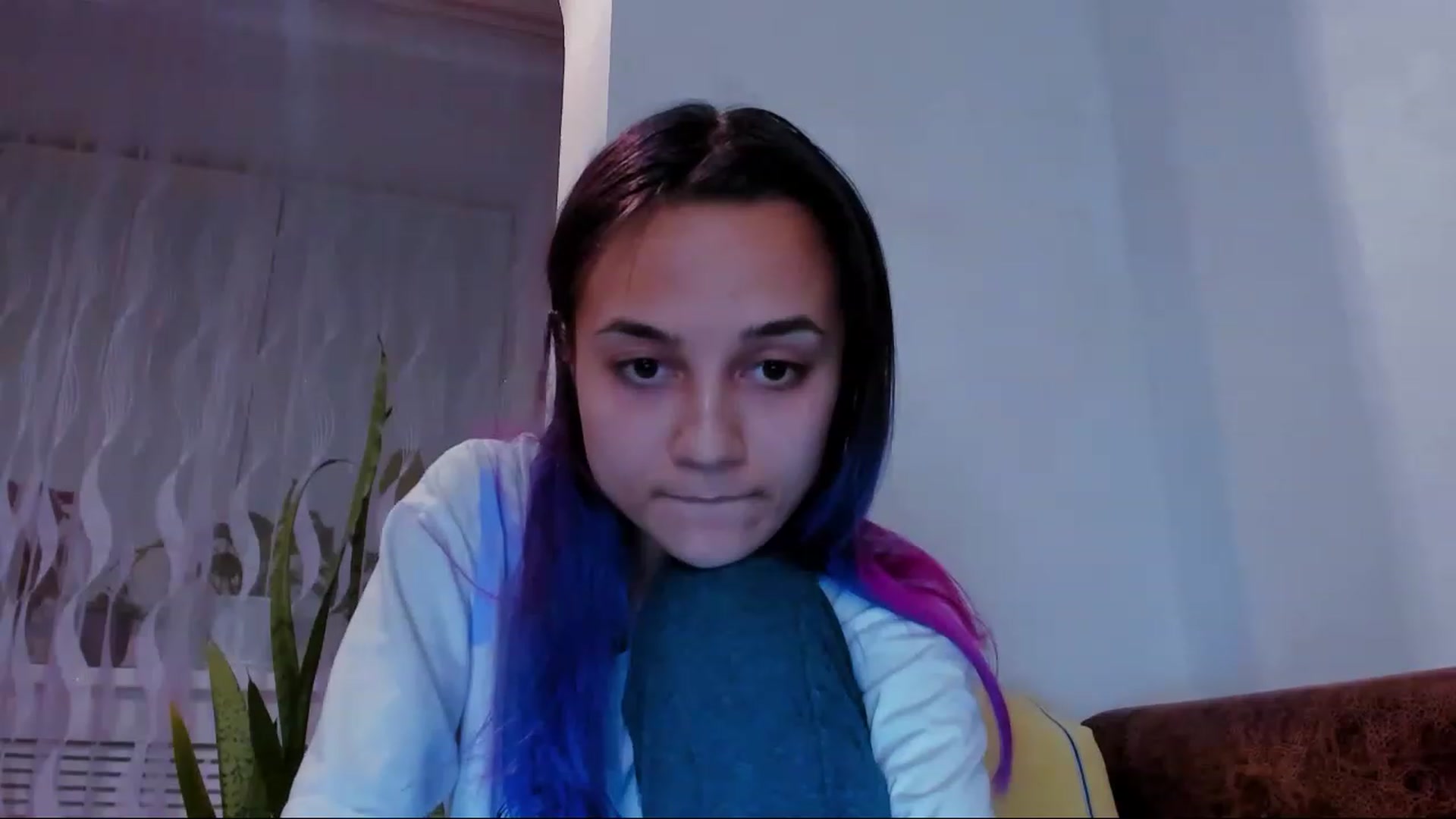 Gallery image thumbnail from PurpleJuno's myfreecams stream on, 11/26/2022, 23:28 image 17 of 20
