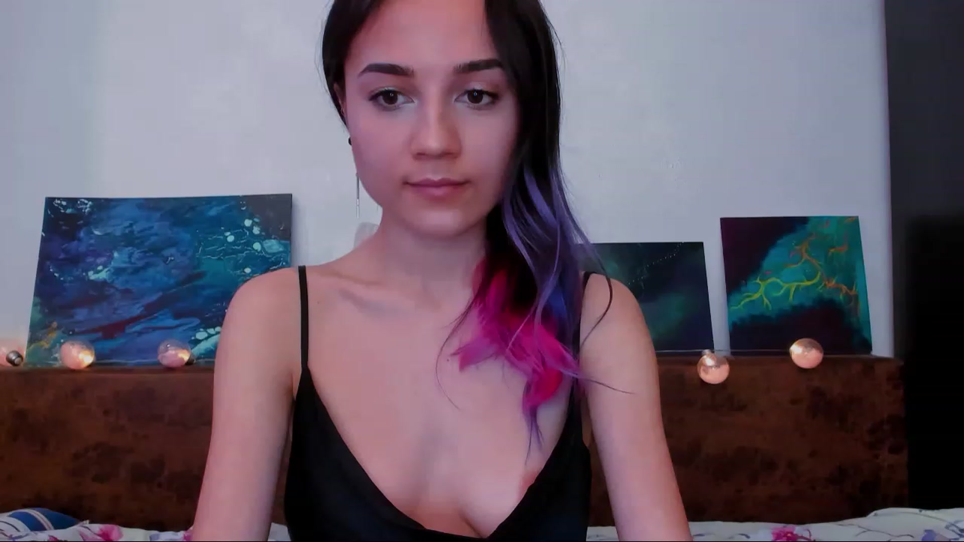Gallery image thumbnail from PurpleJuno's myfreecams stream on, 12/31/2022, 18:08 image 18 of 20