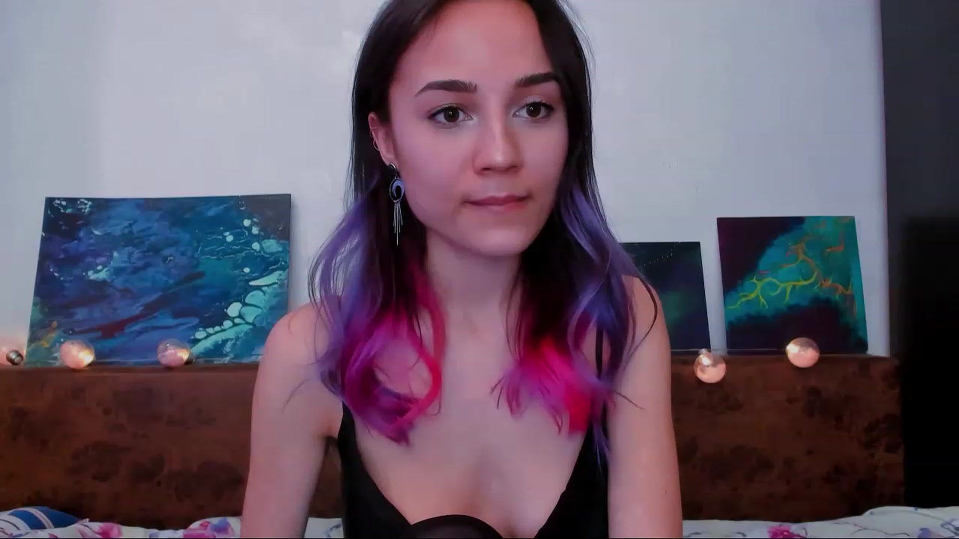 Gallery image thumbnail from PurpleJuno's myfreecams stream on, 12/31/2022, 18:08 image 3 of 20