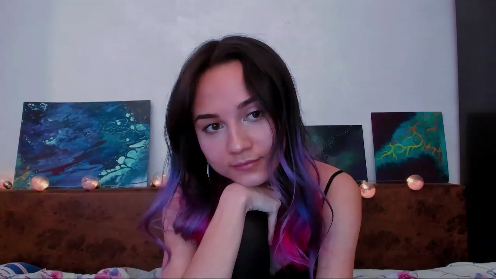 Gallery image thumbnail from PurpleJuno's myfreecams stream on, 12/31/2022, 18:08 image 1 of 20