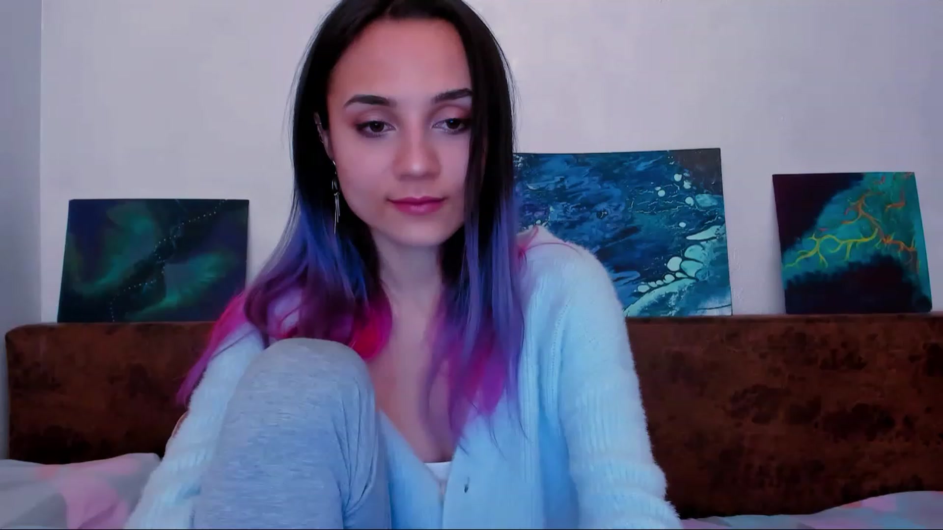 Gallery image thumbnail from PurpleJuno's myfreecams stream on, 01/19/2023, 02:21 image 3 of 20