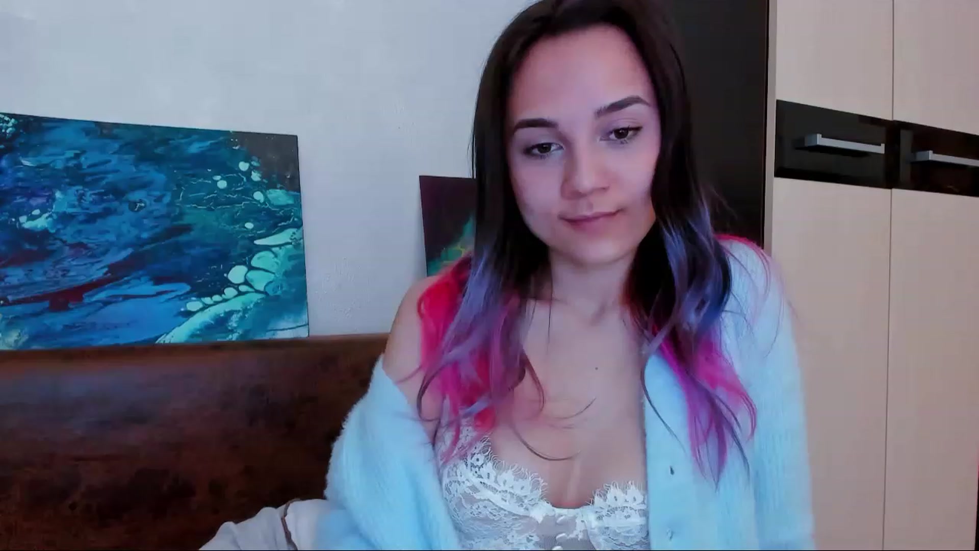 Gallery image thumbnail from PurpleJuno's myfreecams stream on, 03/14/2023, 17:11 image 4 of 20