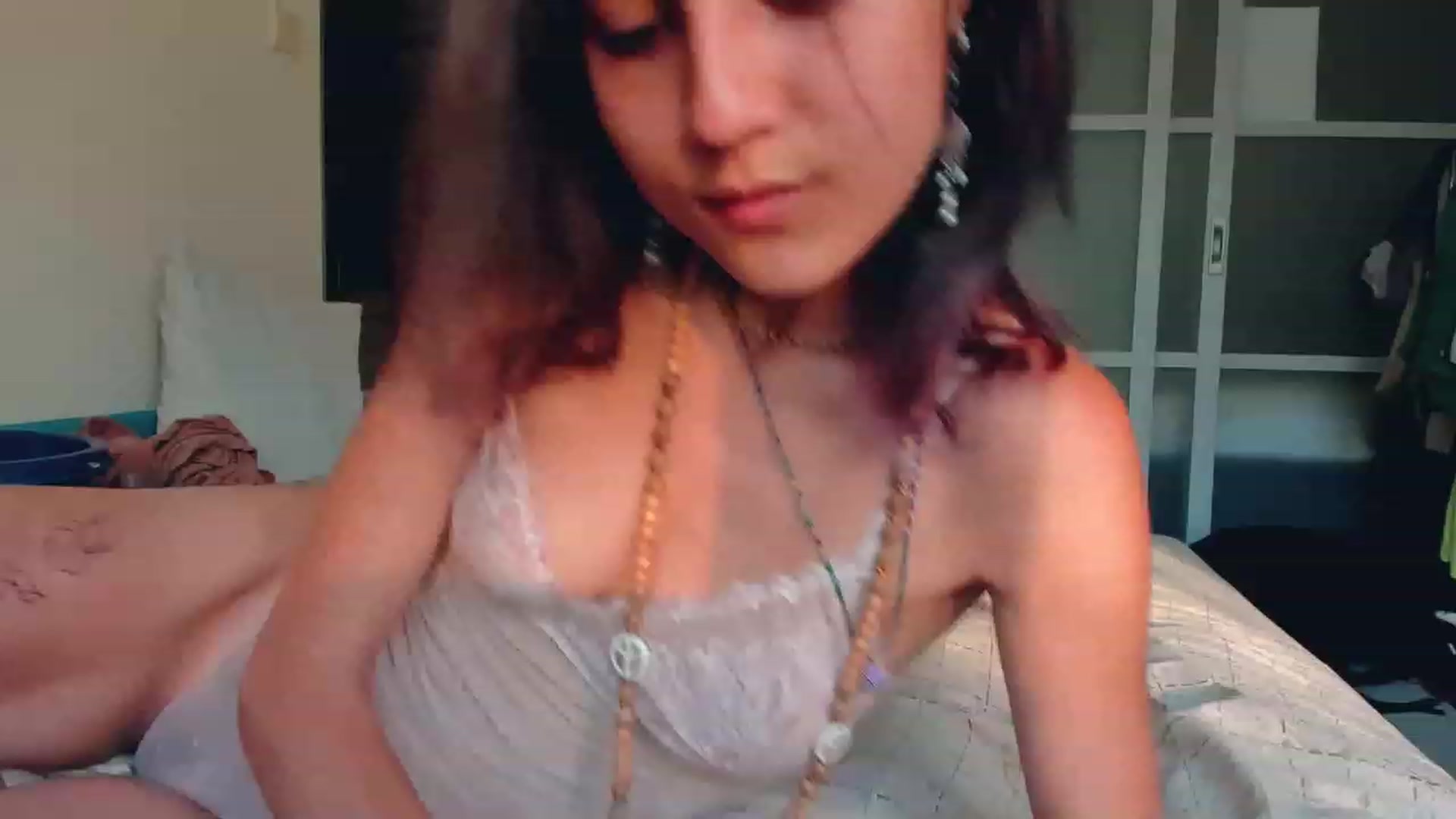 Gallery image thumbnail from PurpleJuno's myfreecams stream on, 08/10/2023, 15:04 image 15 of 20