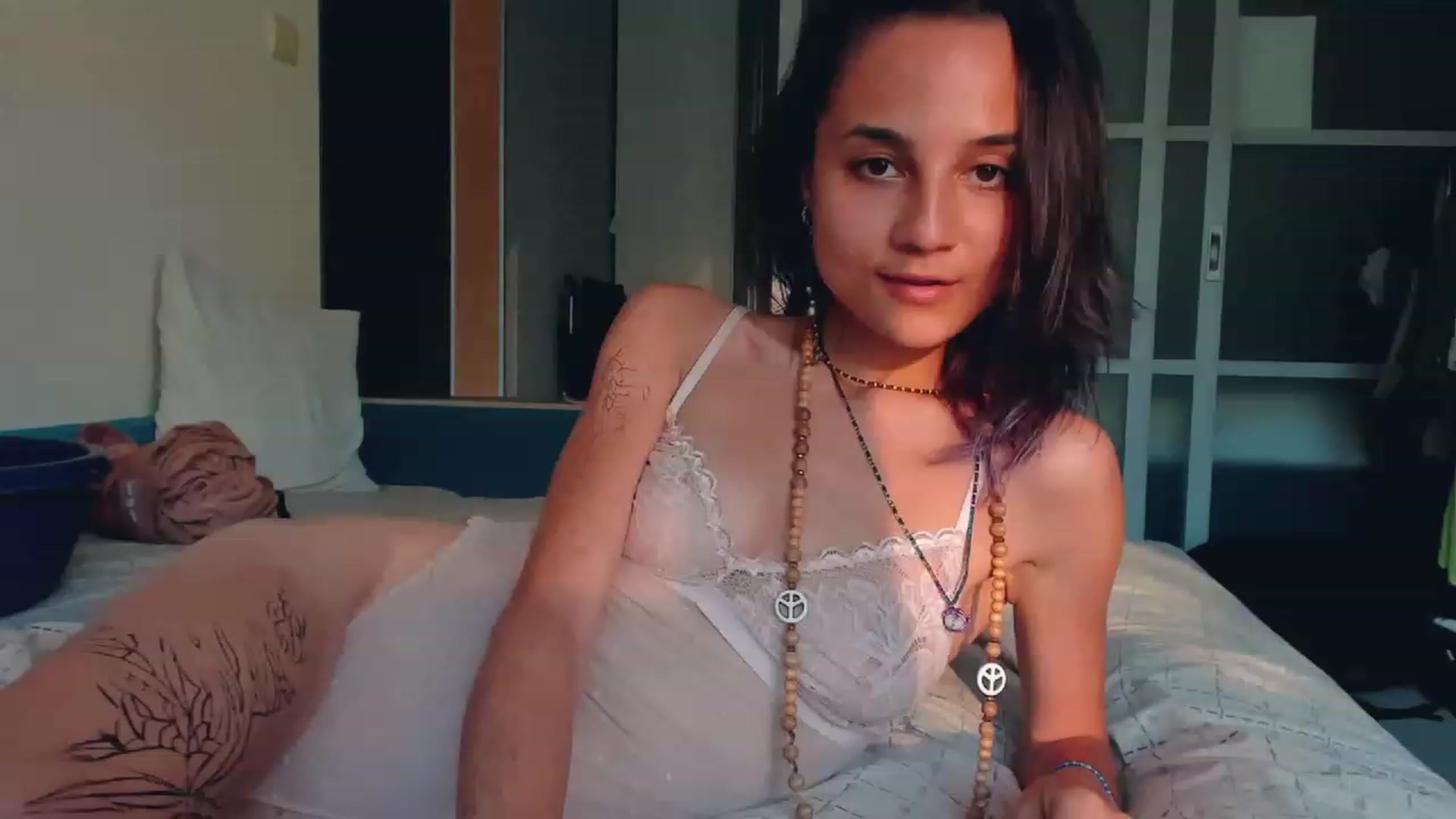 Gallery image thumbnail from PurpleJuno's myfreecams stream on, 08/10/2023, 15:04 image 17 of 20